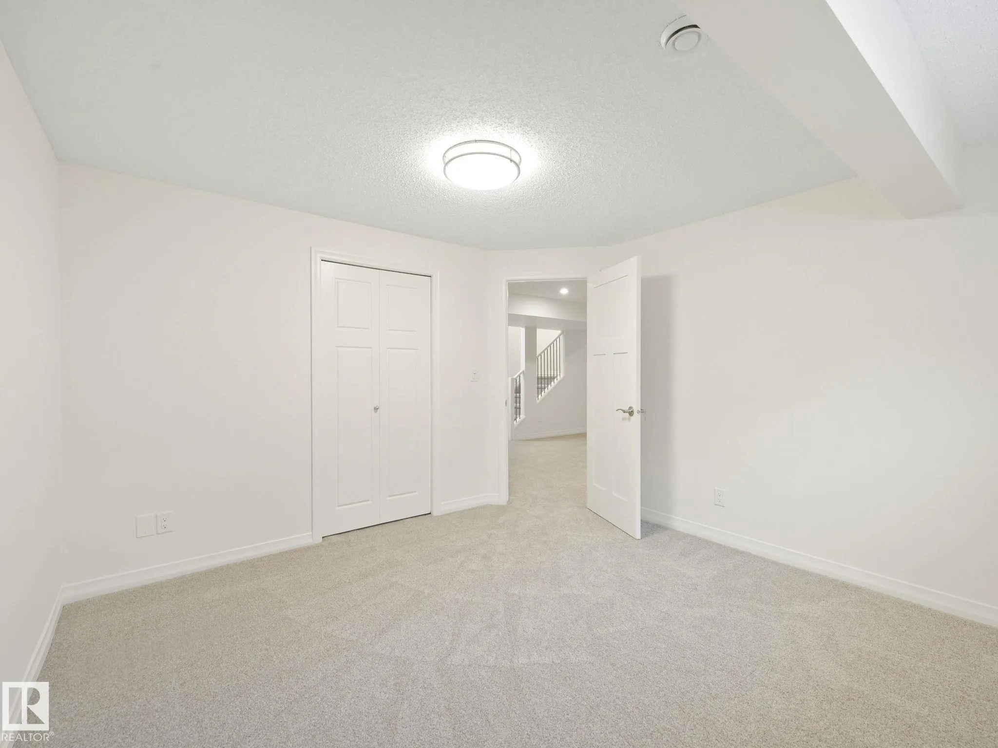 1214 AINSLIE Way