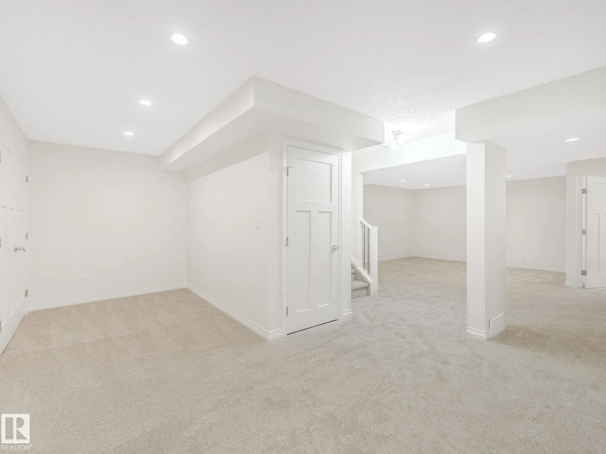 1214 AINSLIE Way