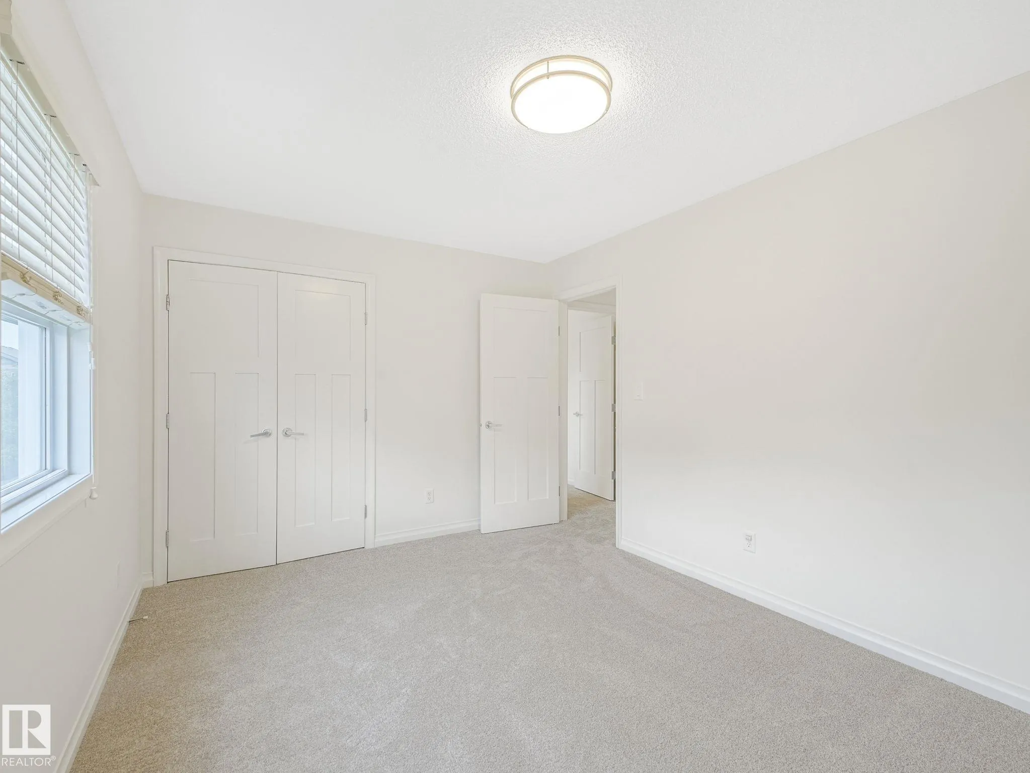 1214 AINSLIE Way