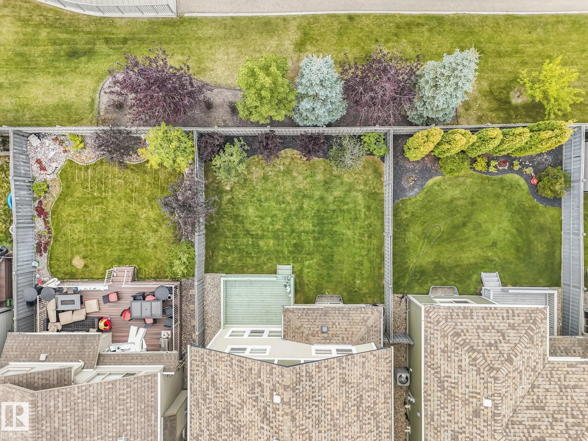 1214 AINSLIE Way