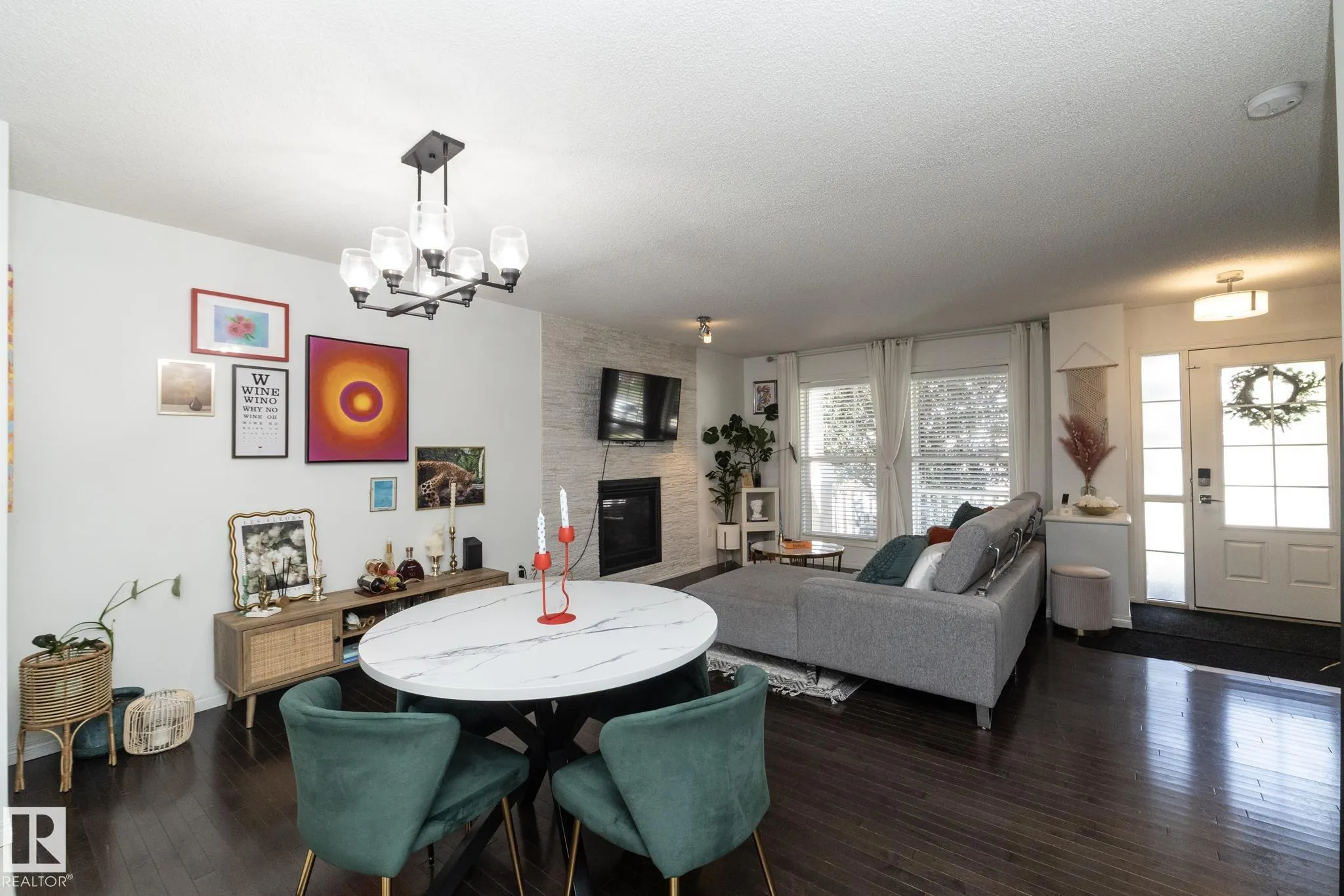 7409 22 AVE