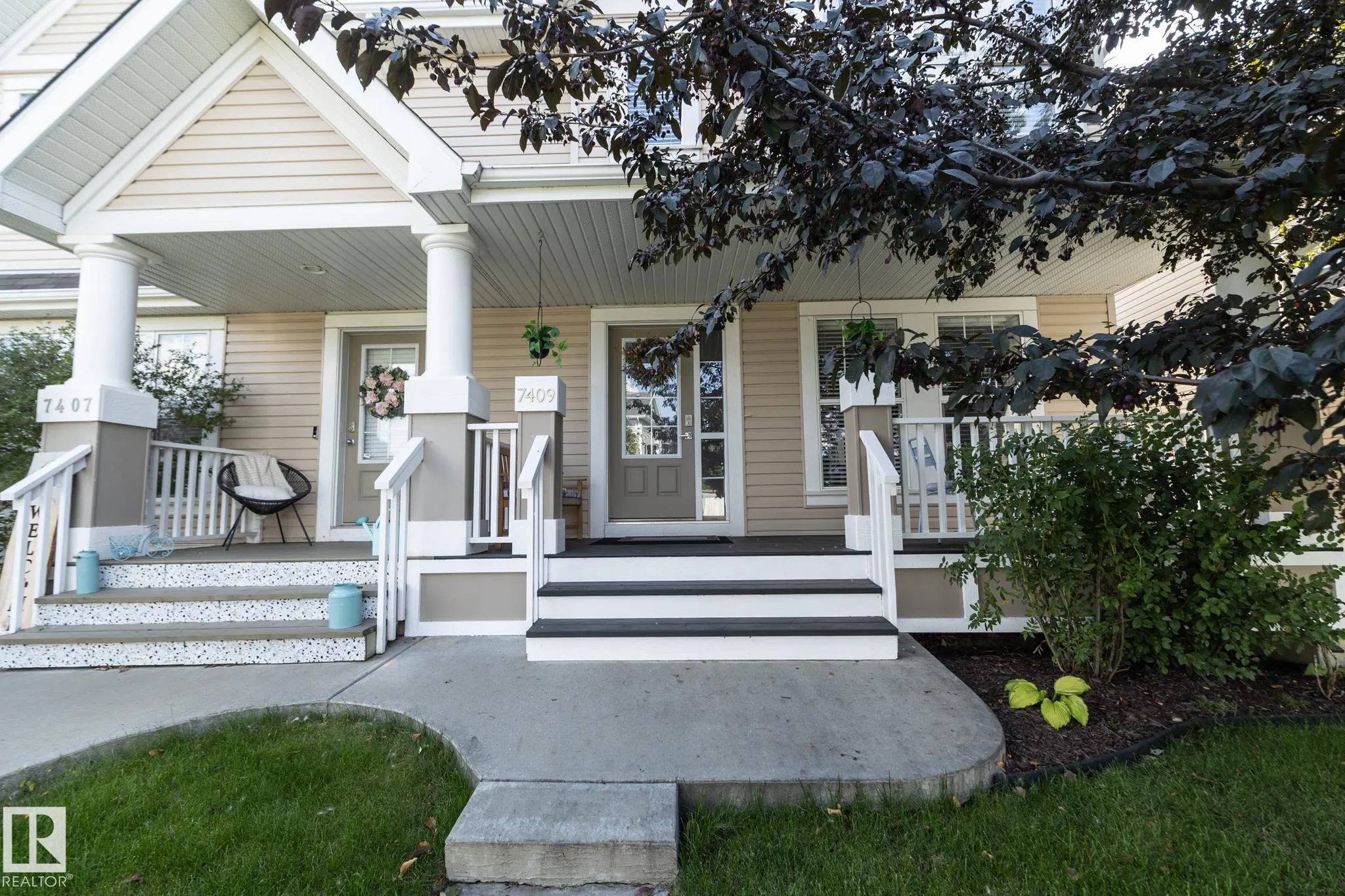 7409 22 AVE