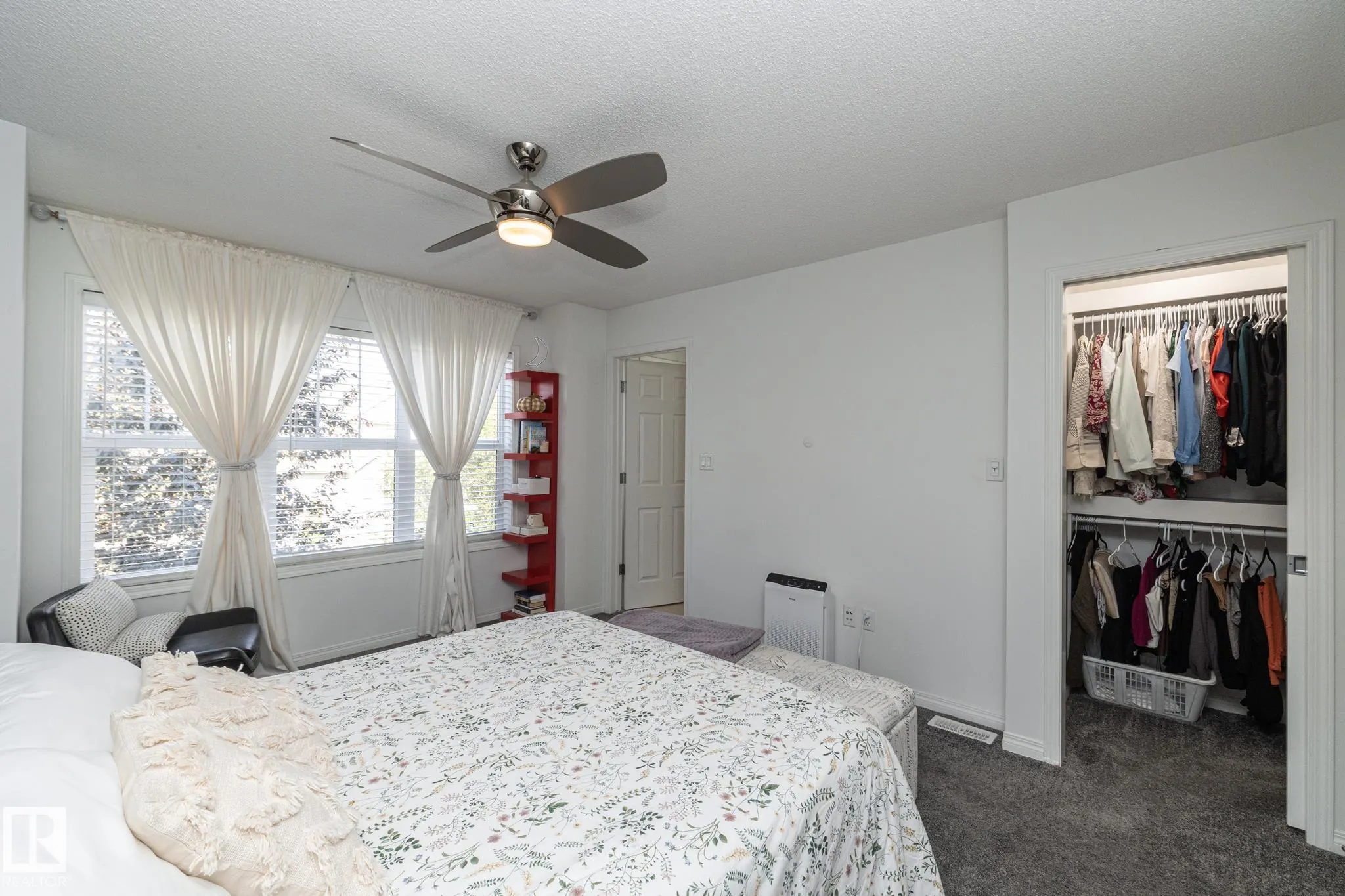 7409 22 AVE