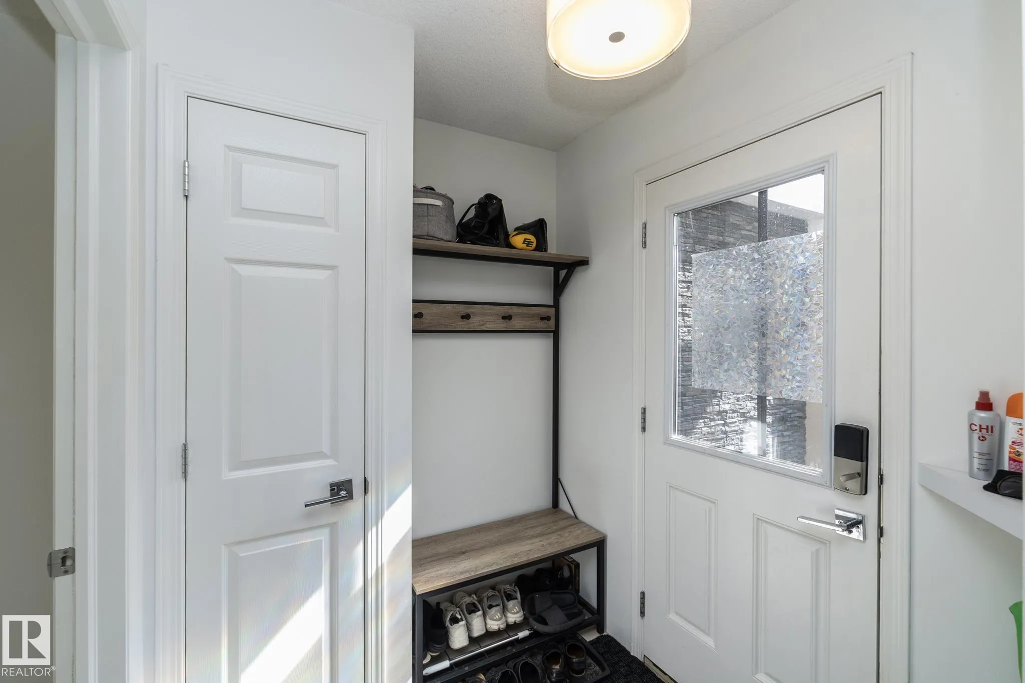 7409 22 AVE