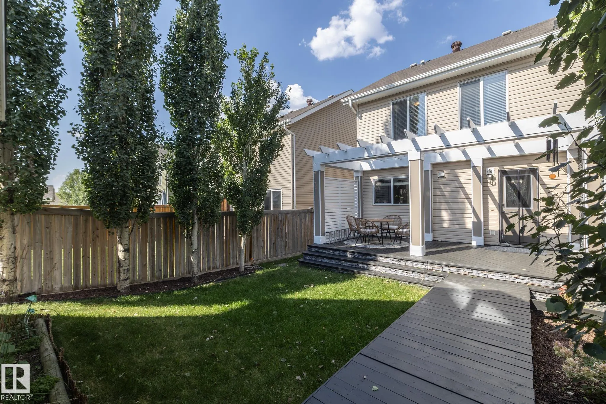 7409 22 AVE