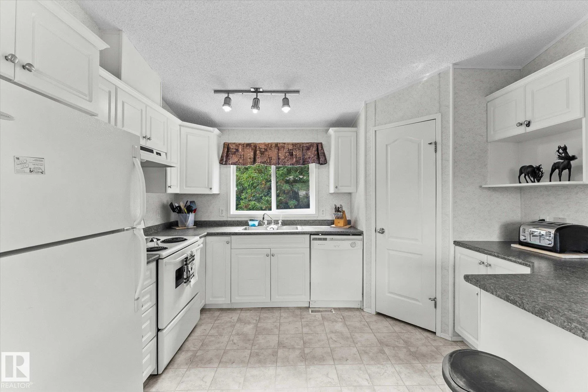 1308 TWP ROAD 552