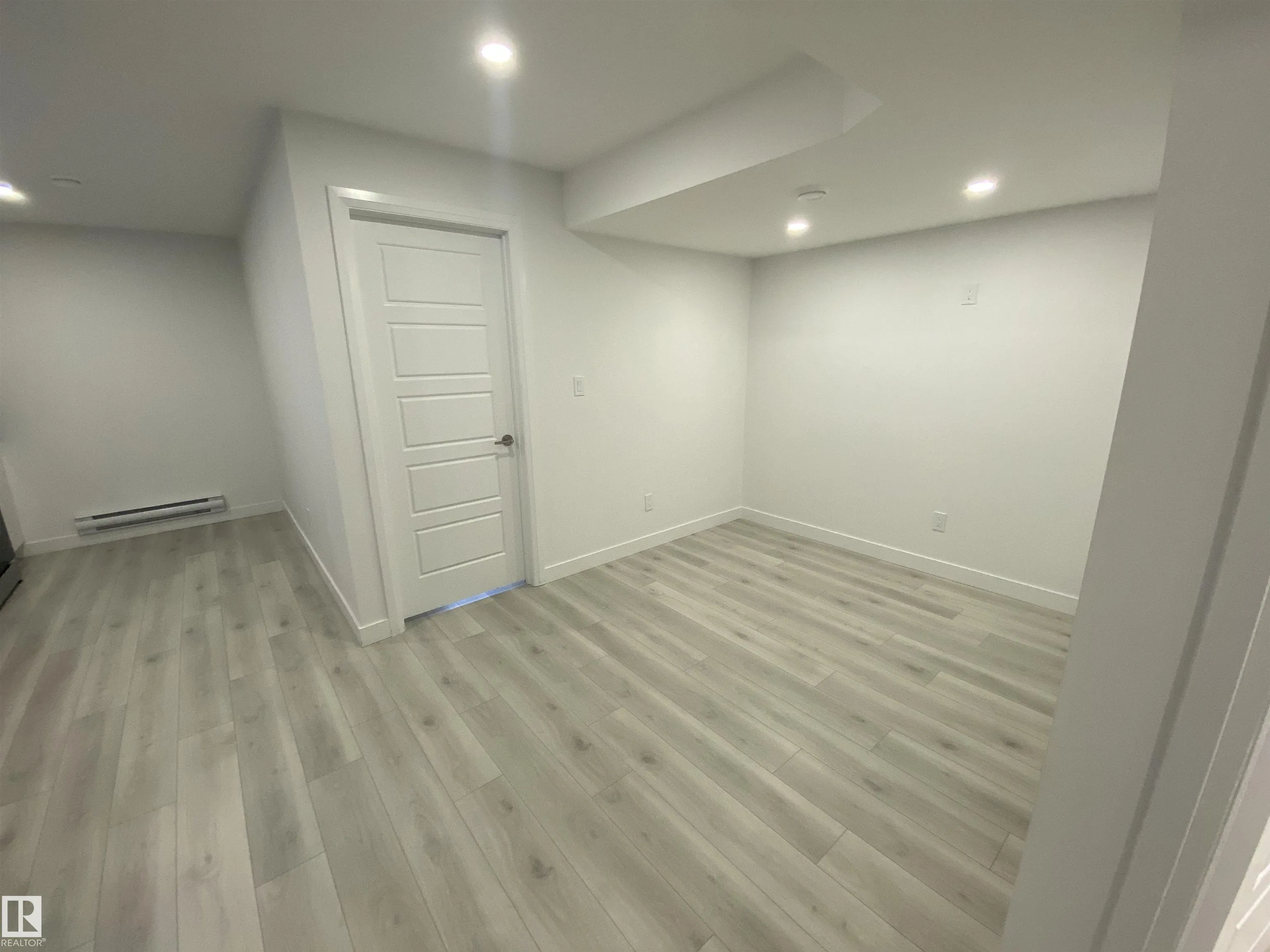 7536 CREIGHTON Place