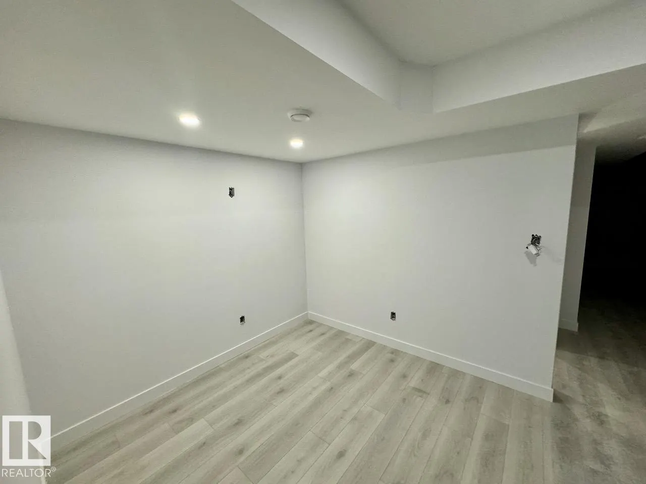 7536 CREIGHTON Place