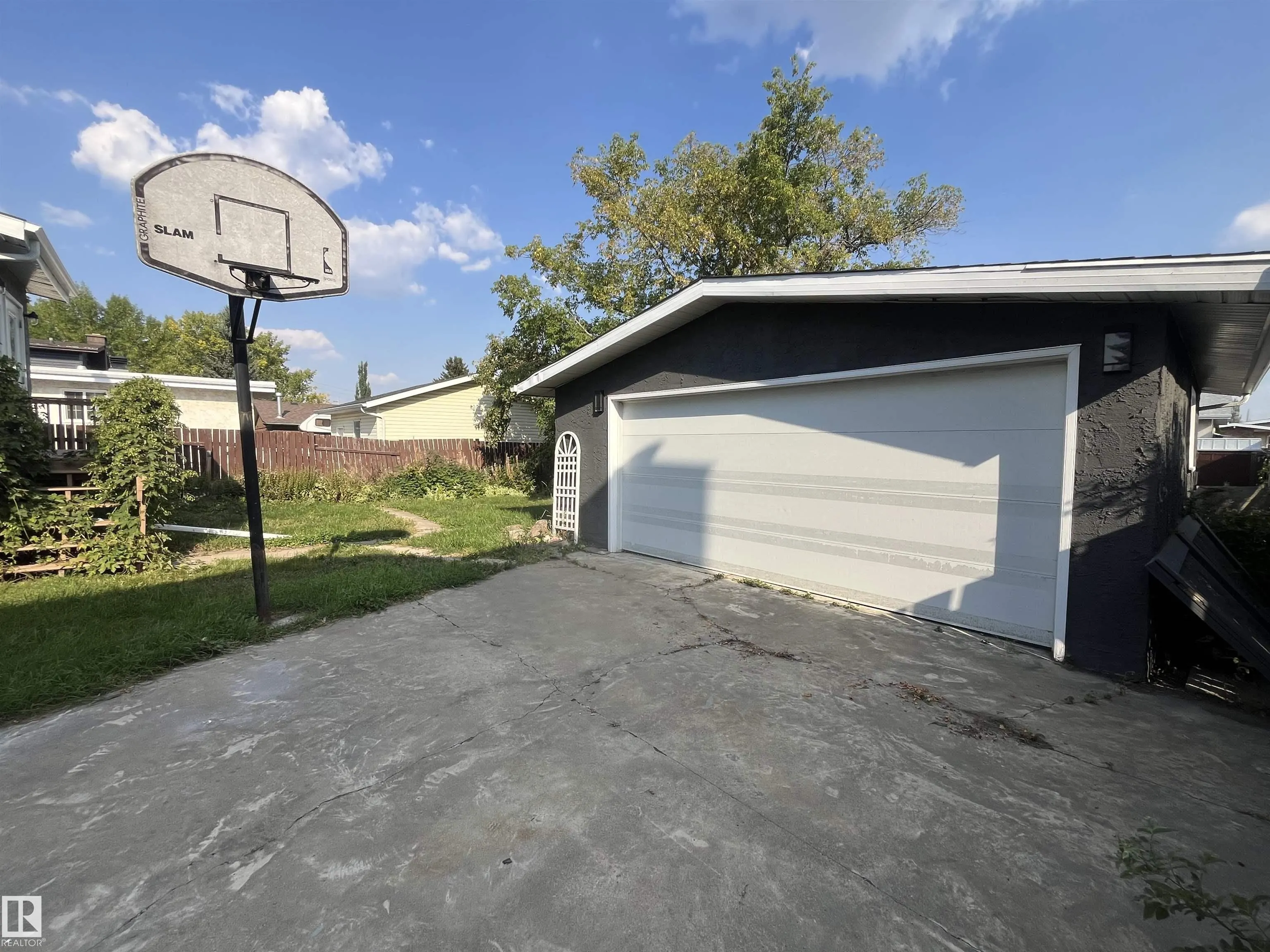 16307 112 Street