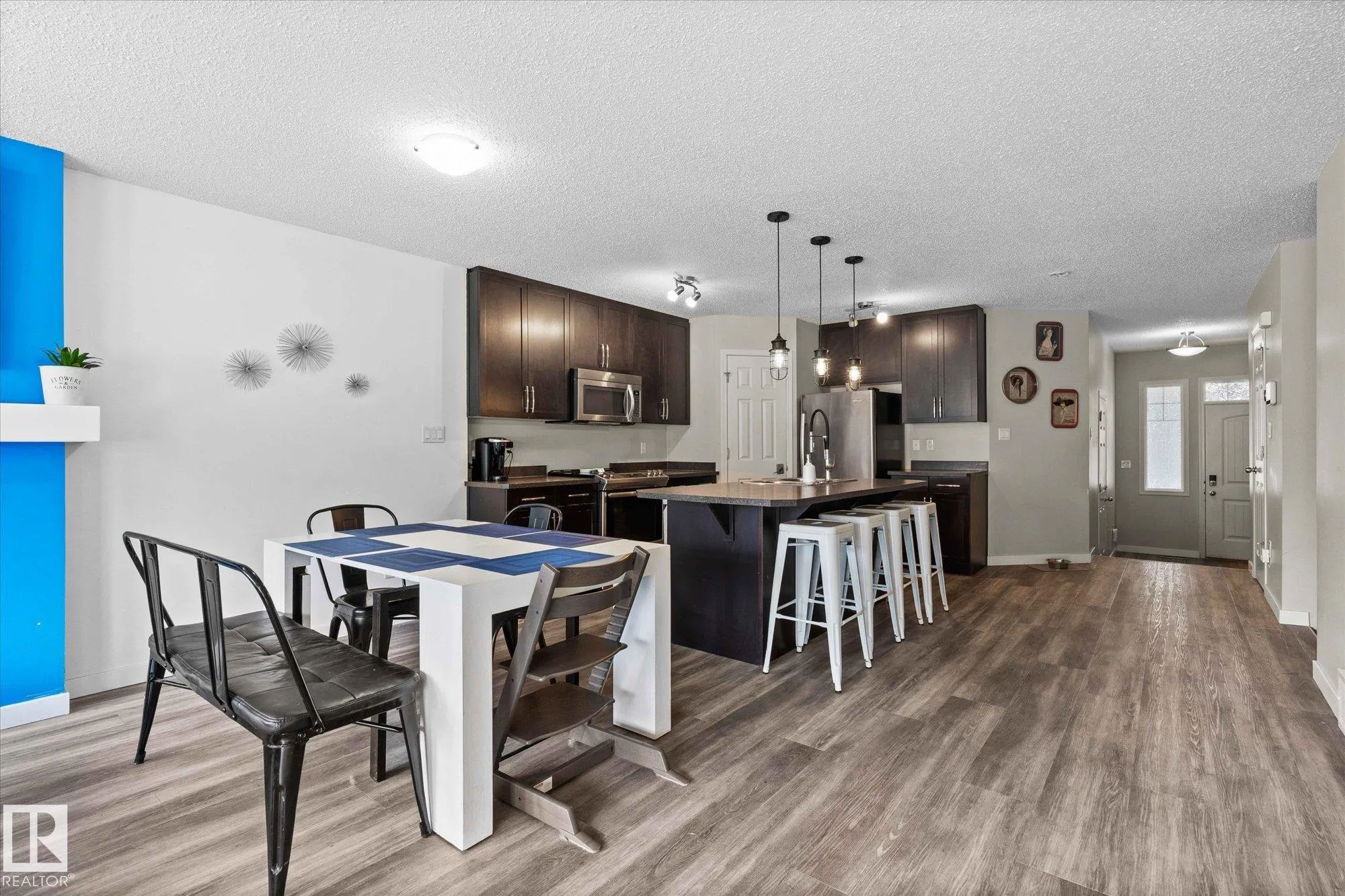 1641 Chapman Way