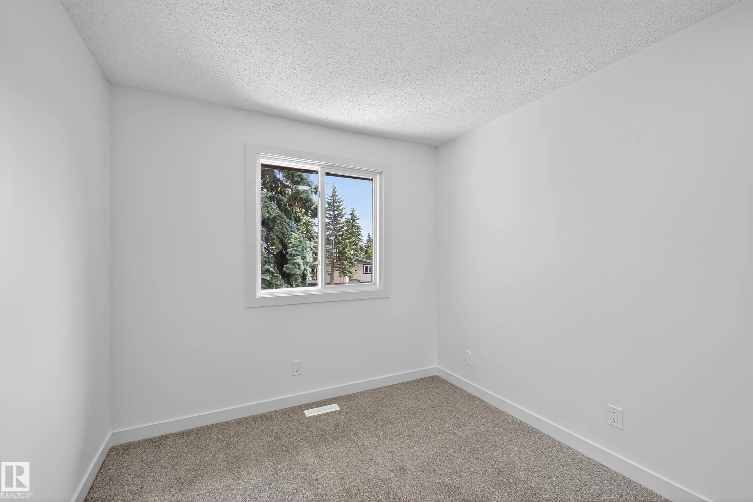 17136 100 Street