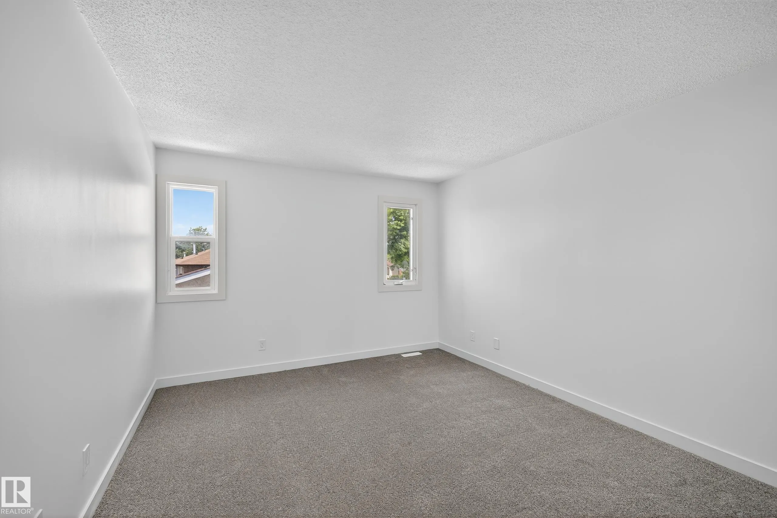 17136 100 Street