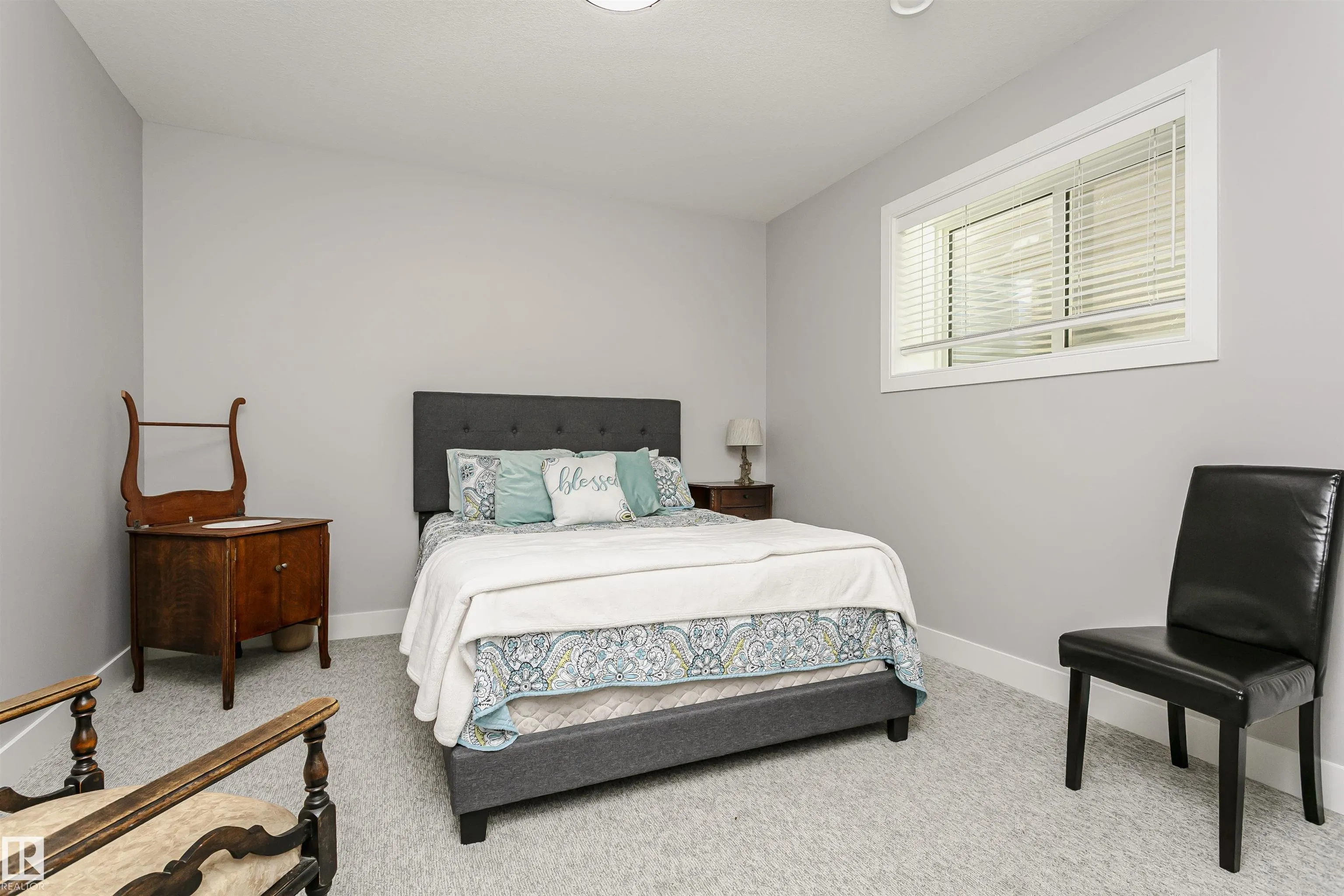 139 KIDD Crescent
