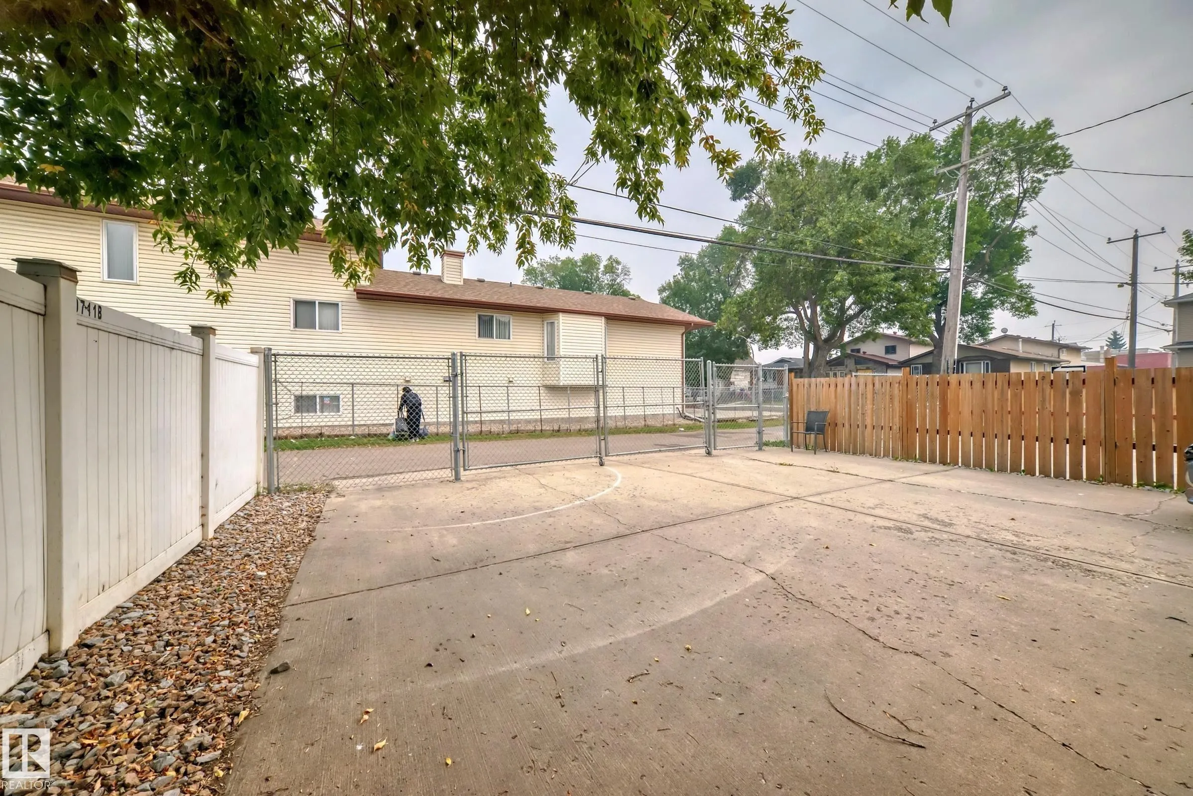 10711A 95 St. Street