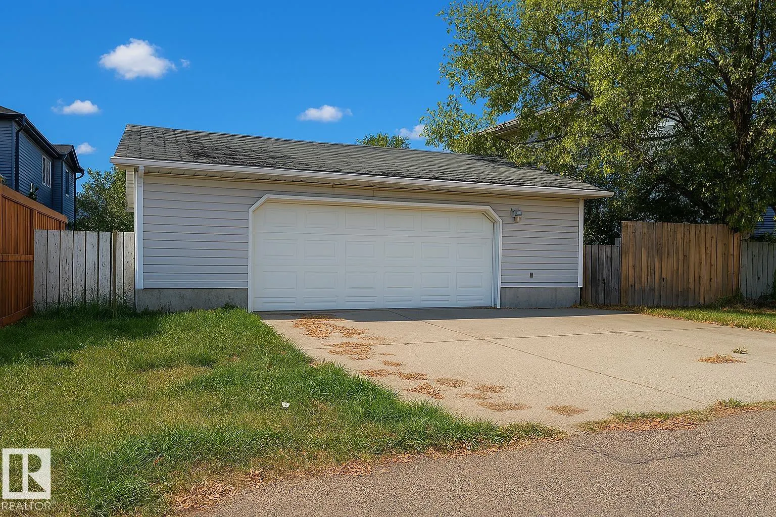 11940 80 Street