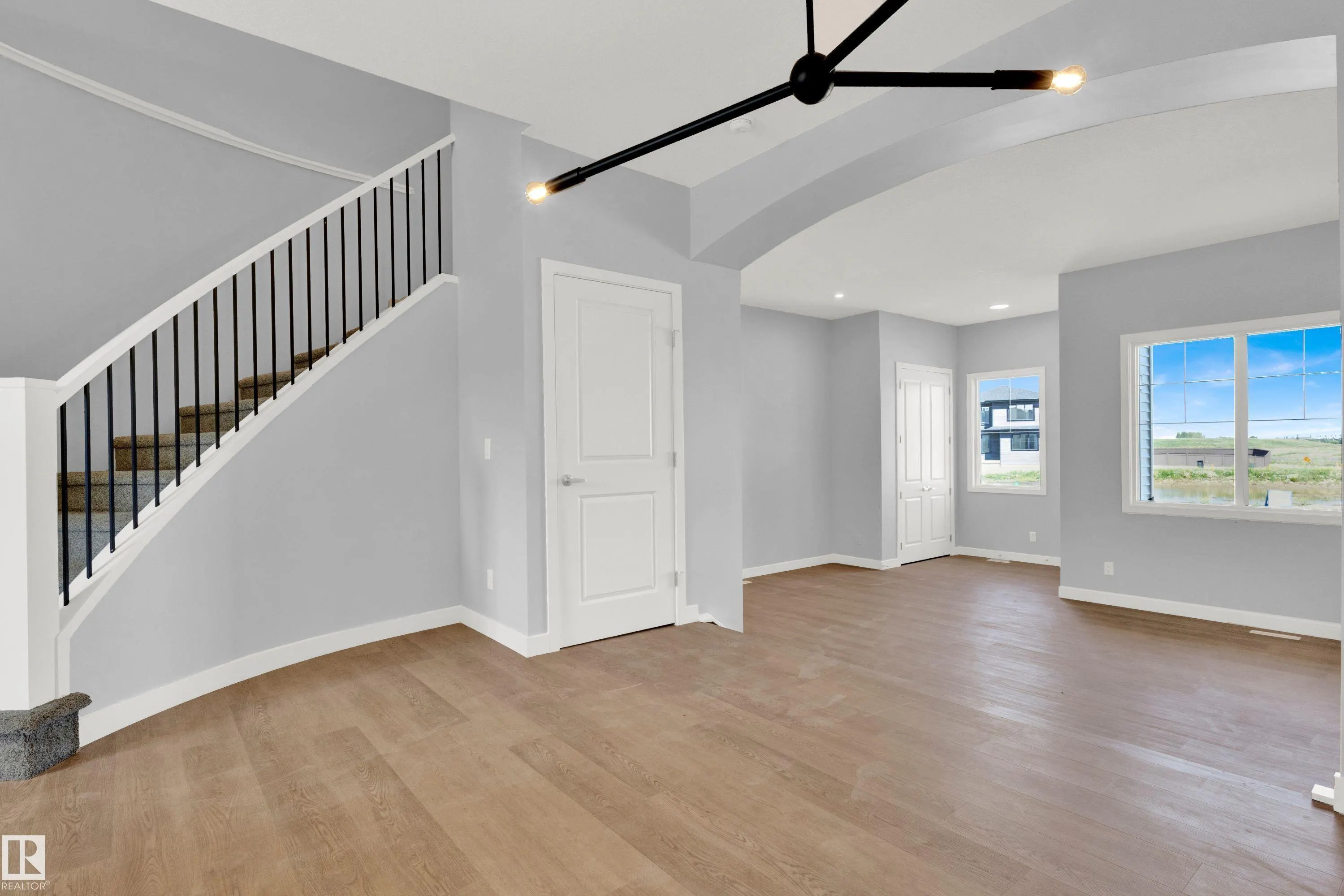 266 PATERSON Link