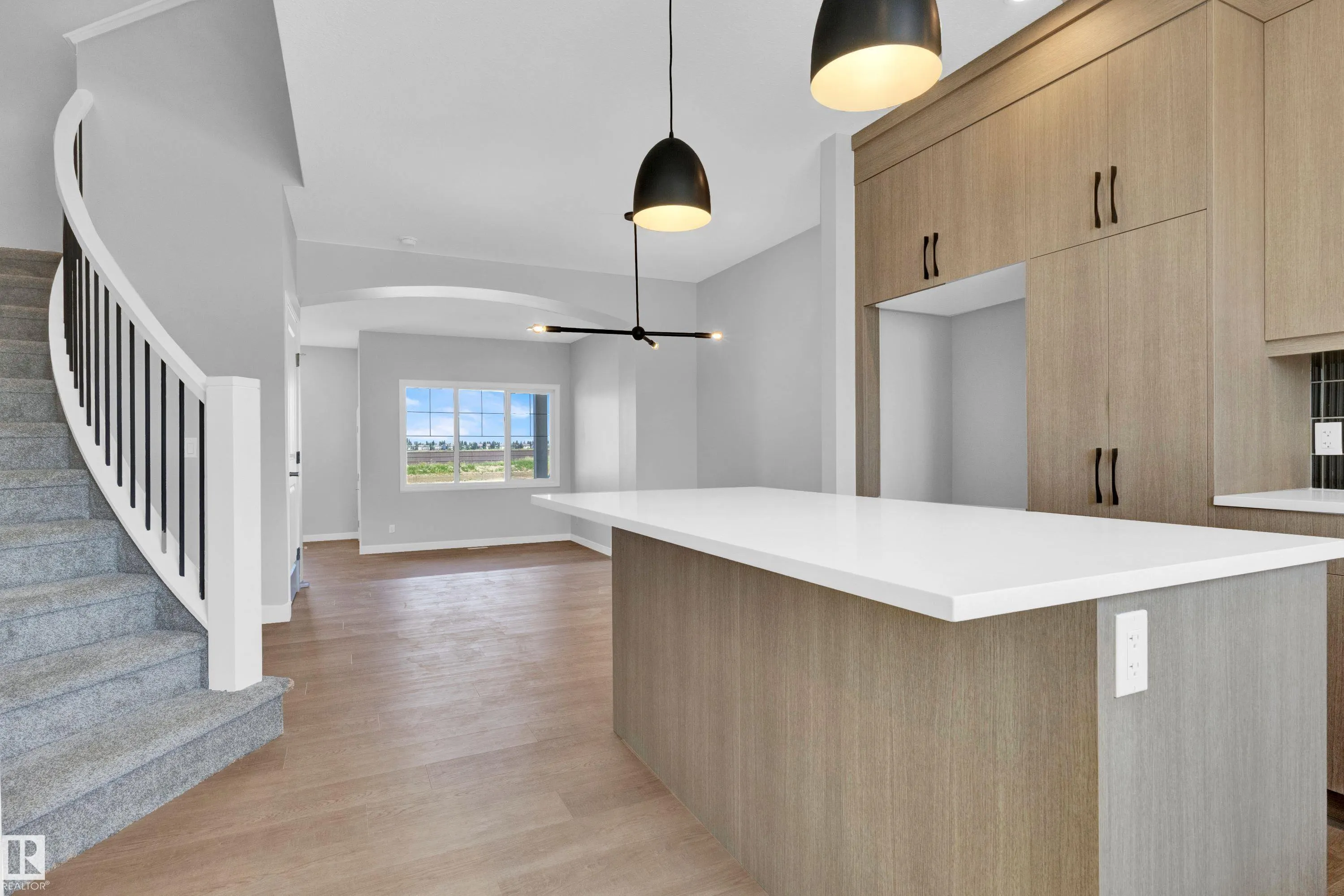 266 PATERSON Link