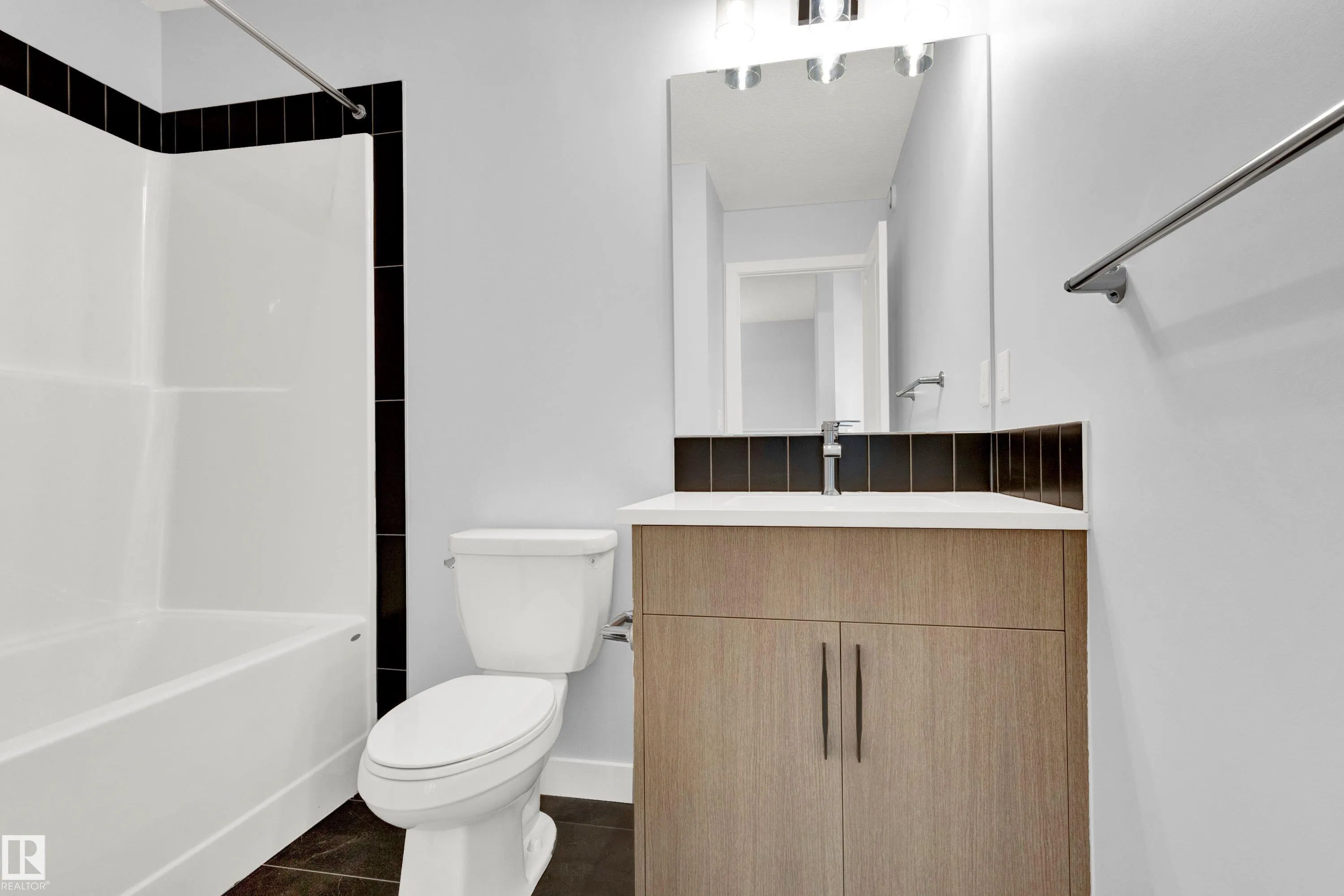 266 PATERSON Link