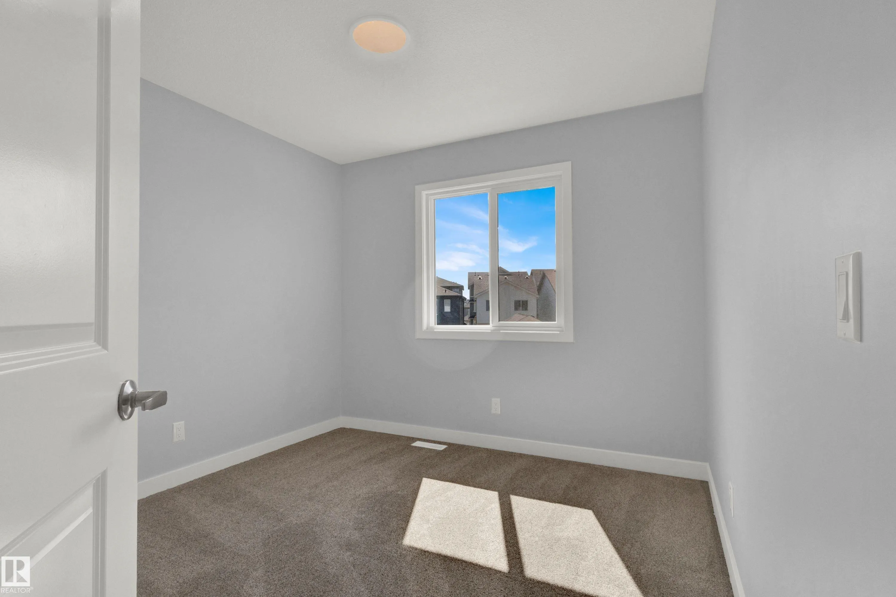 266 PATERSON Link
