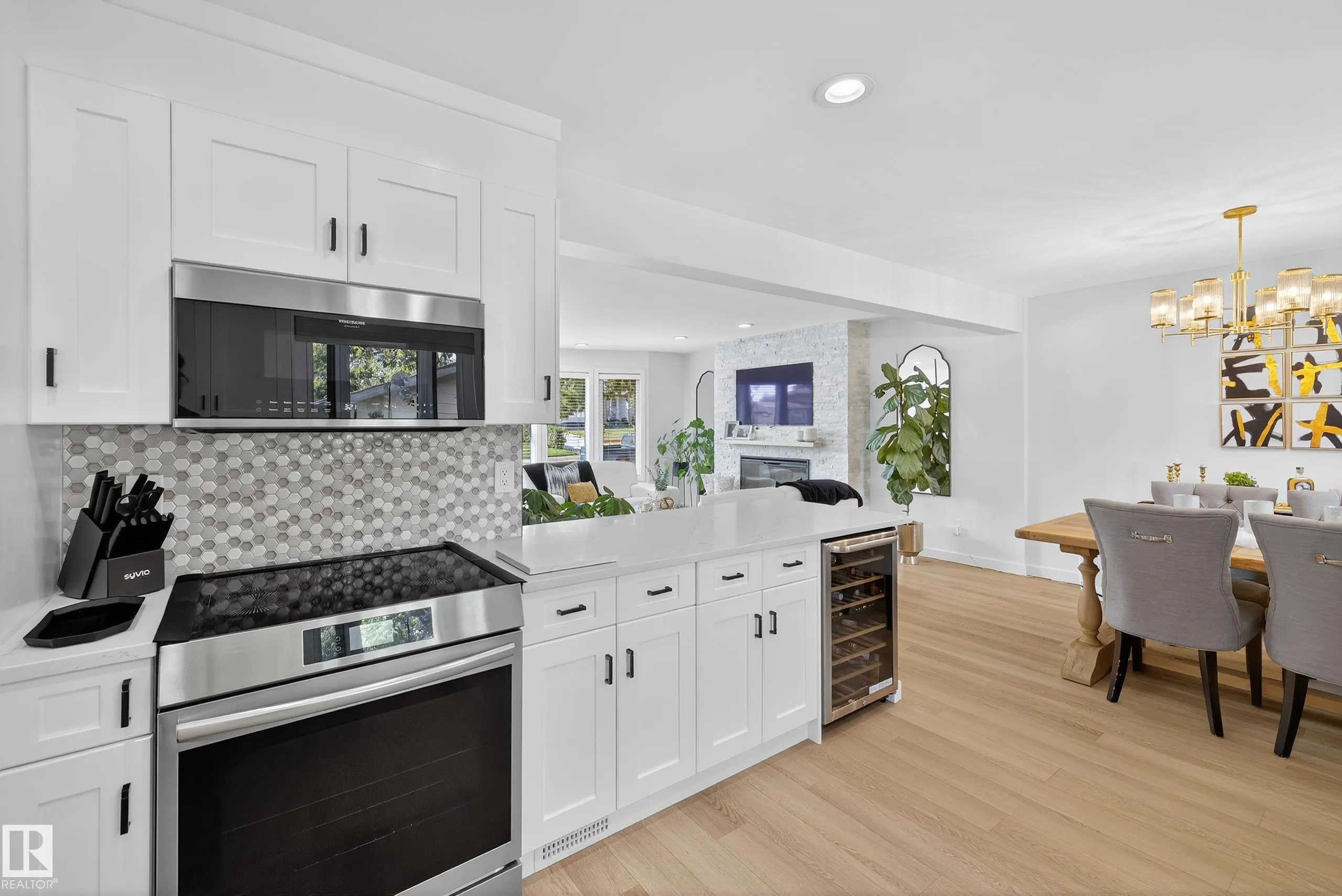 46 GLENGARRY Crescent