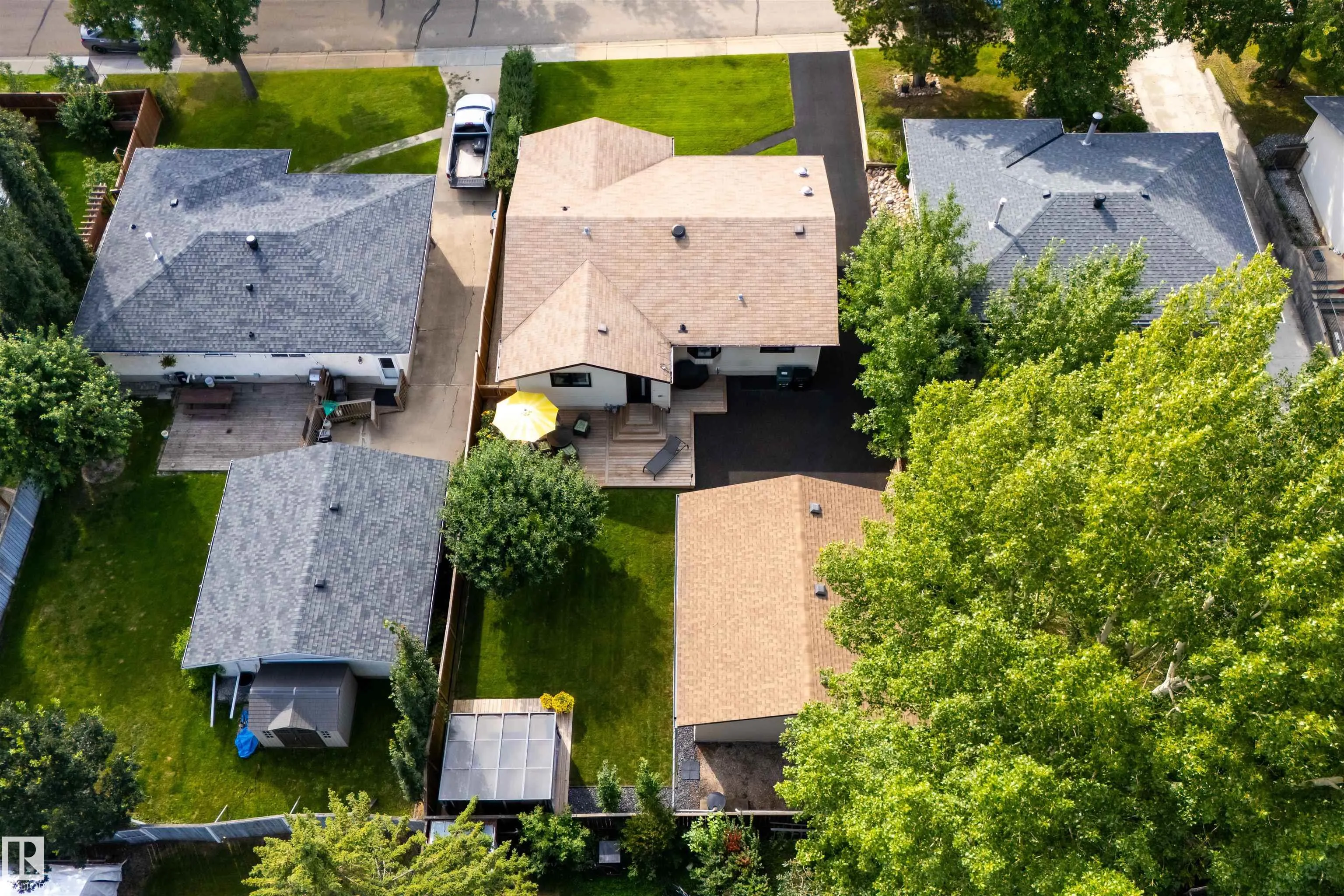 46 GLENGARRY Crescent