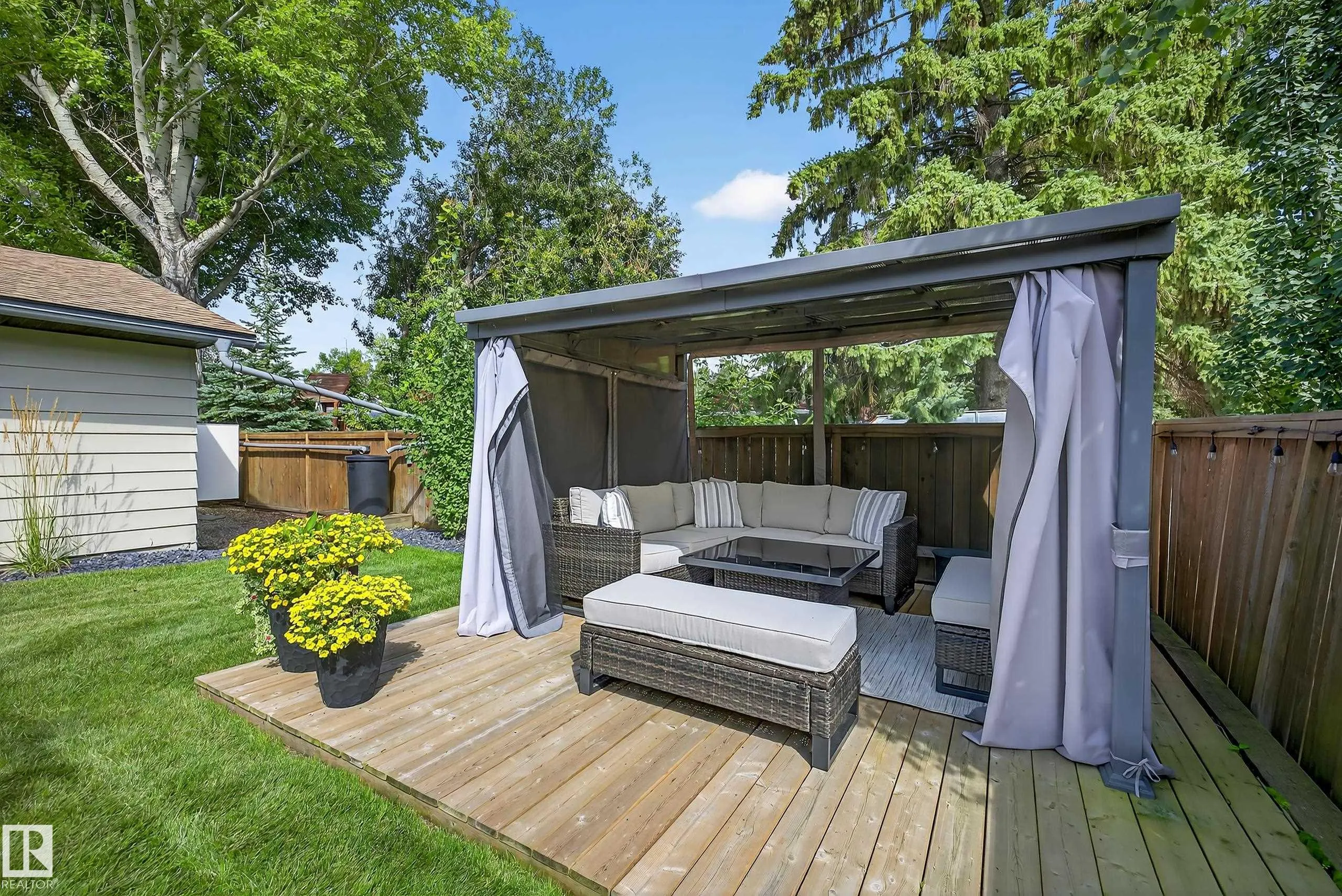 46 GLENGARRY Crescent