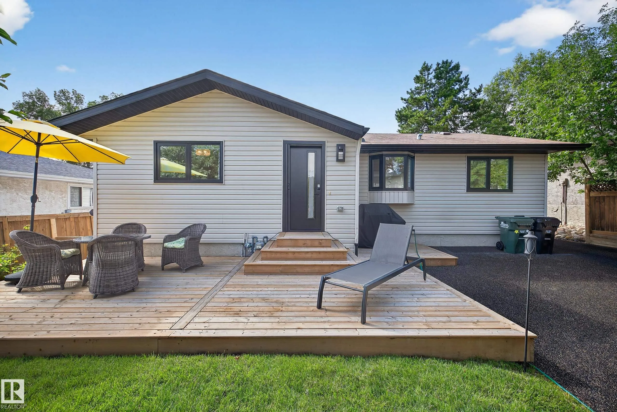 46 GLENGARRY Crescent