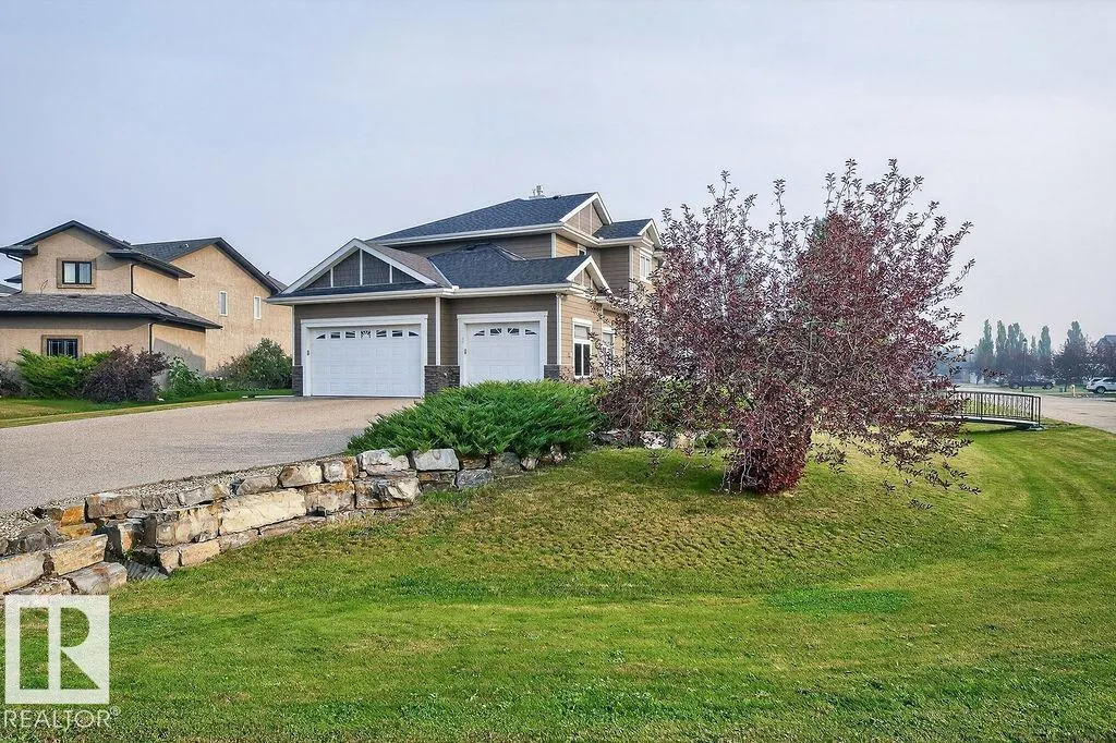 32 GREENFIELD