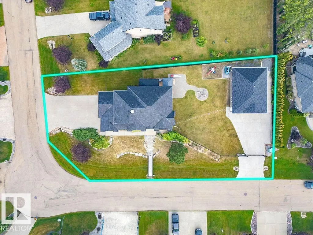 32 GREENFIELD
