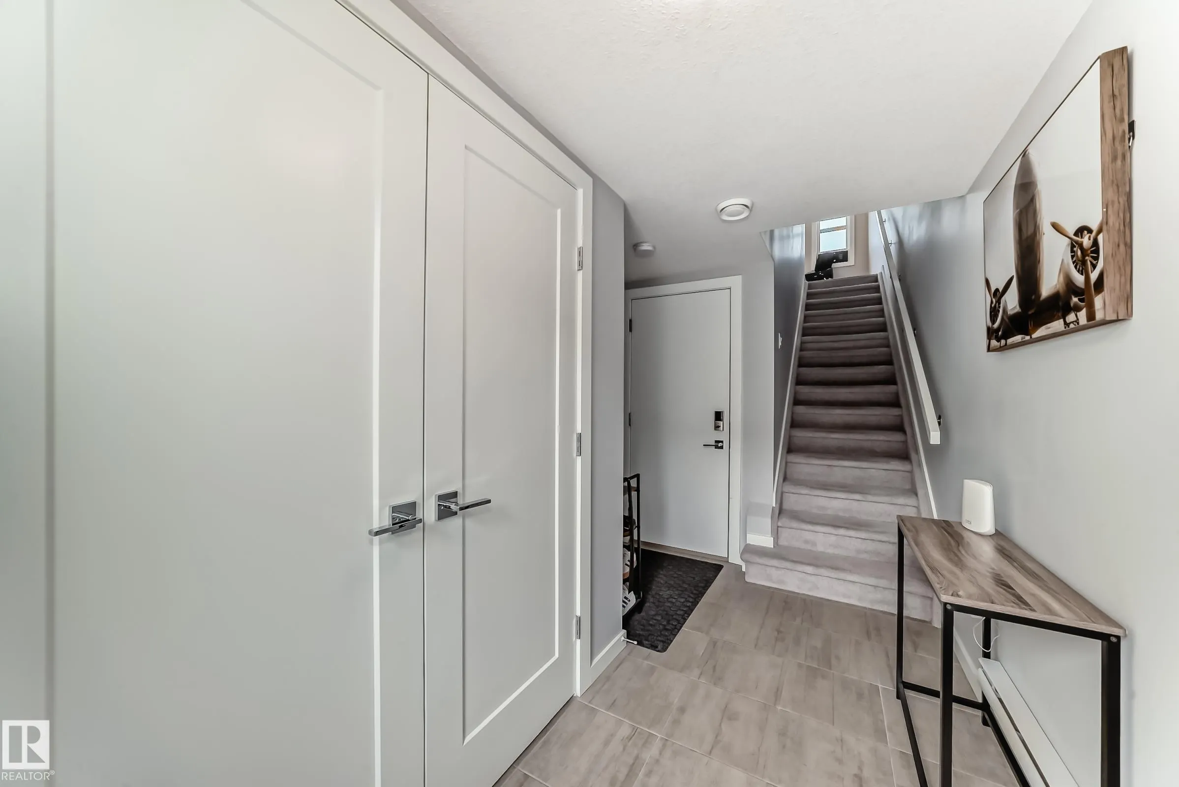 1746 KEENE Crescent