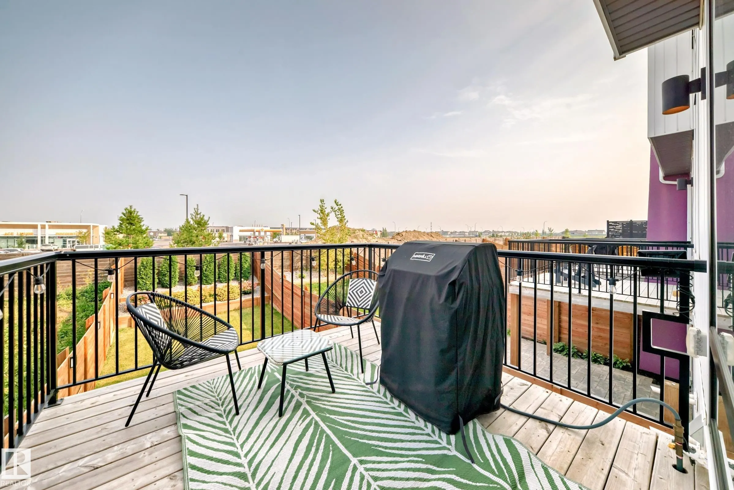 1746 KEENE Crescent