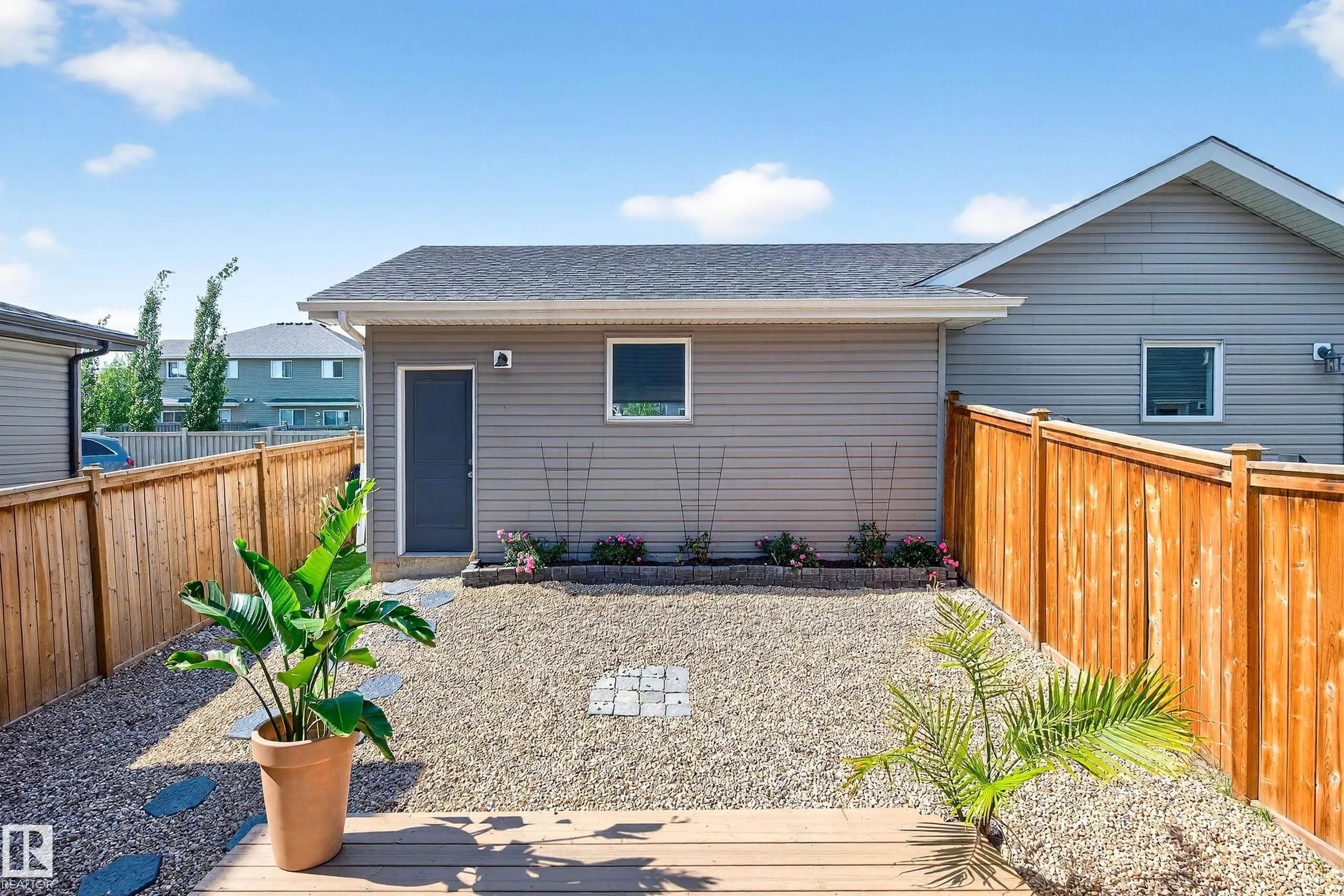 6544 CHAPPELLE Vista
