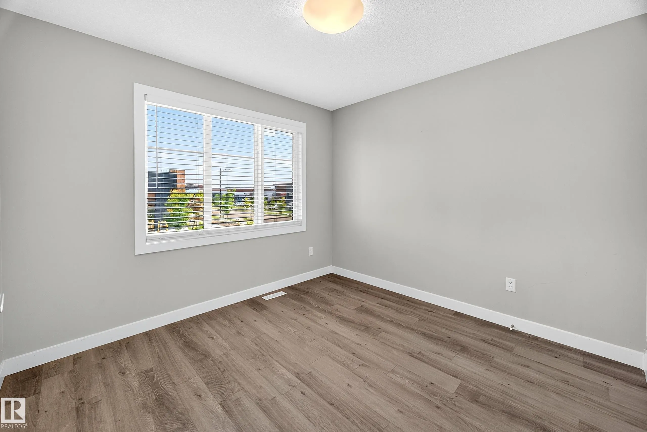 6544 CHAPPELLE Vista