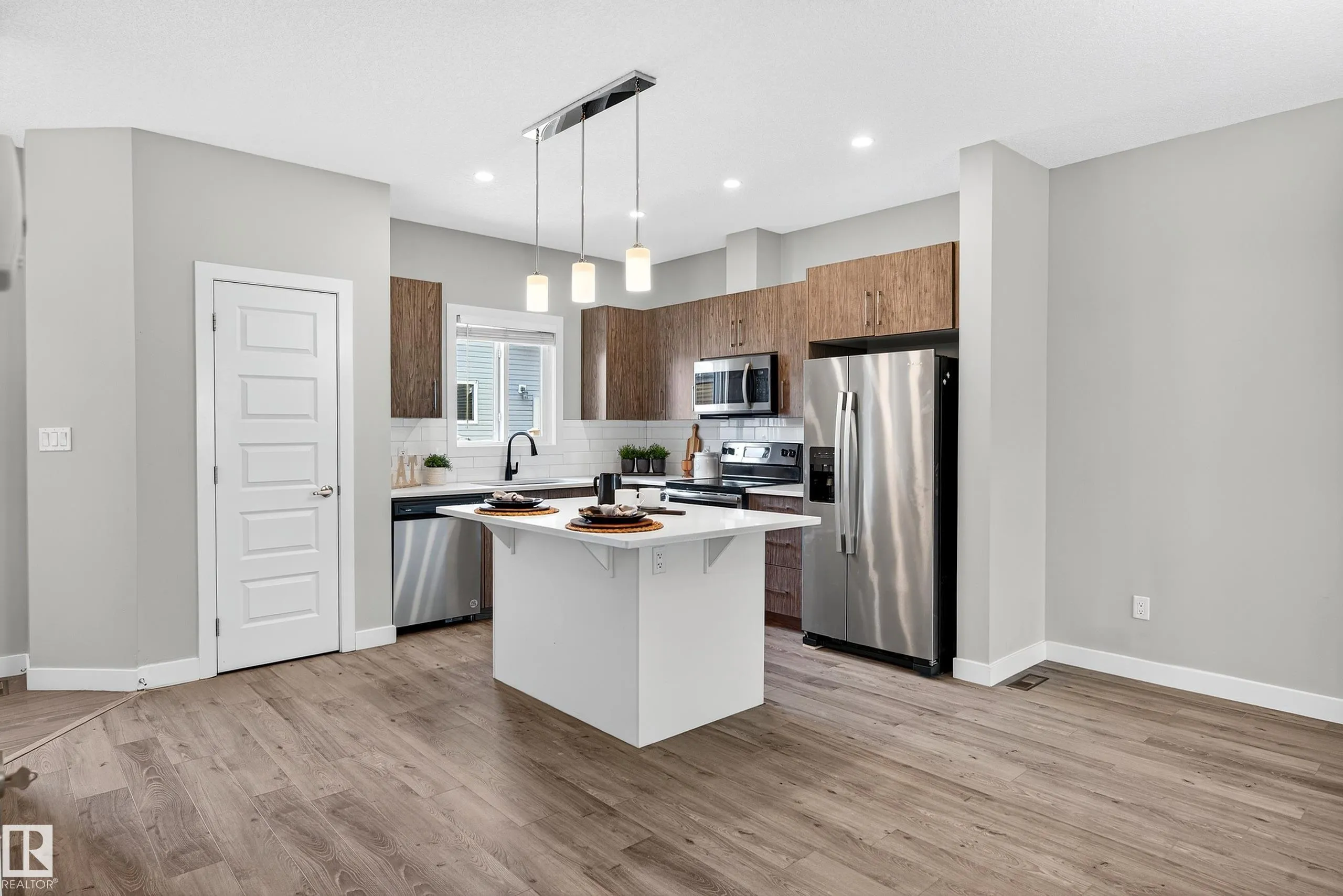 6544 CHAPPELLE Vista