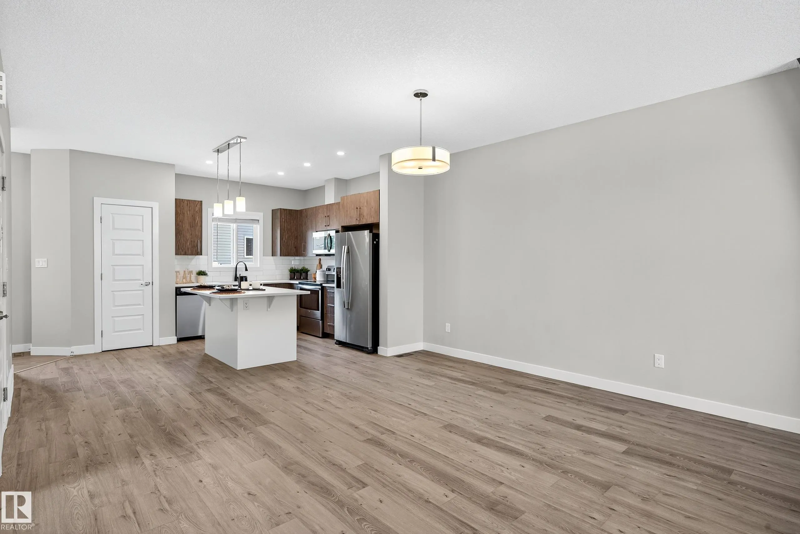 6544 CHAPPELLE Vista