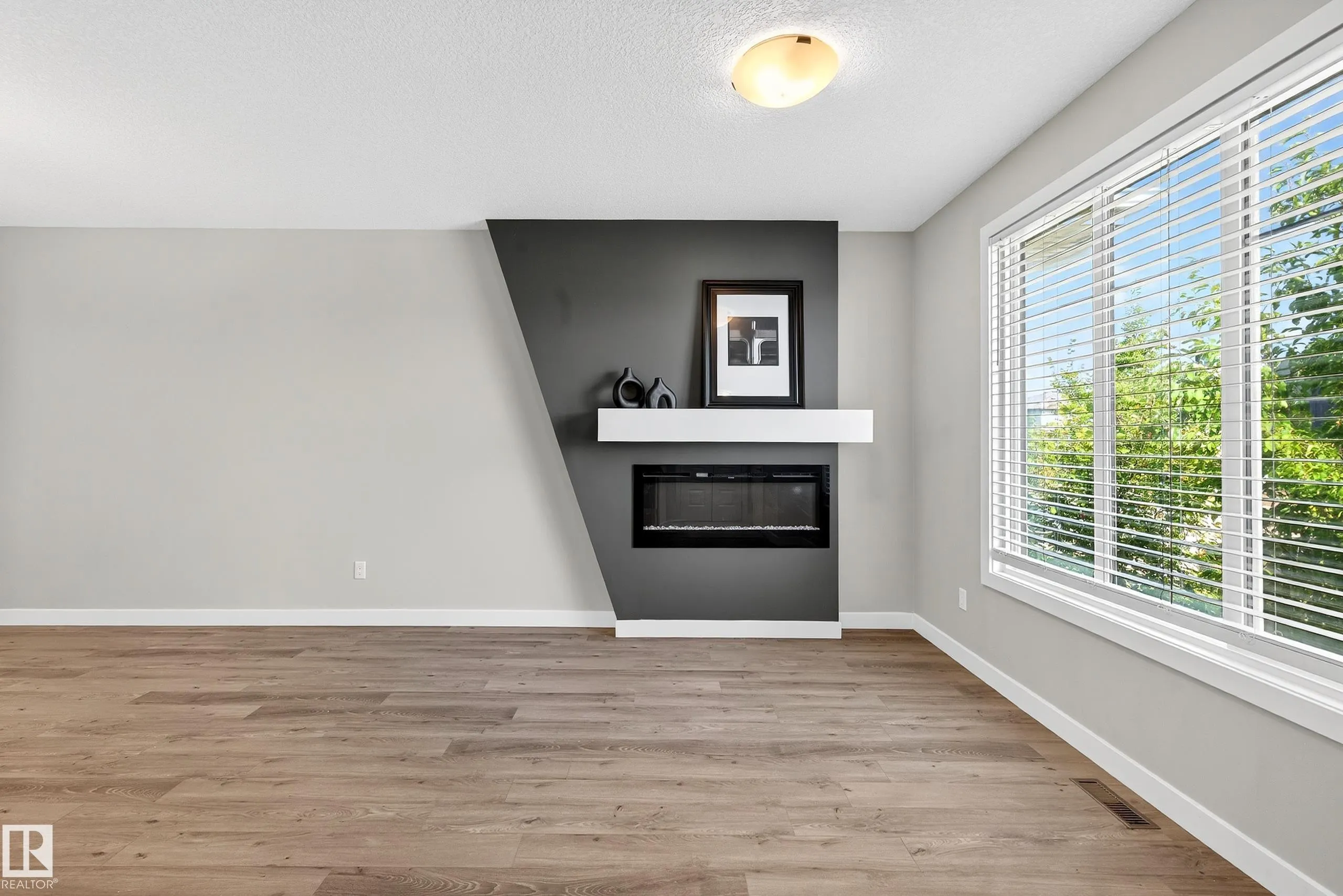 6544 CHAPPELLE Vista