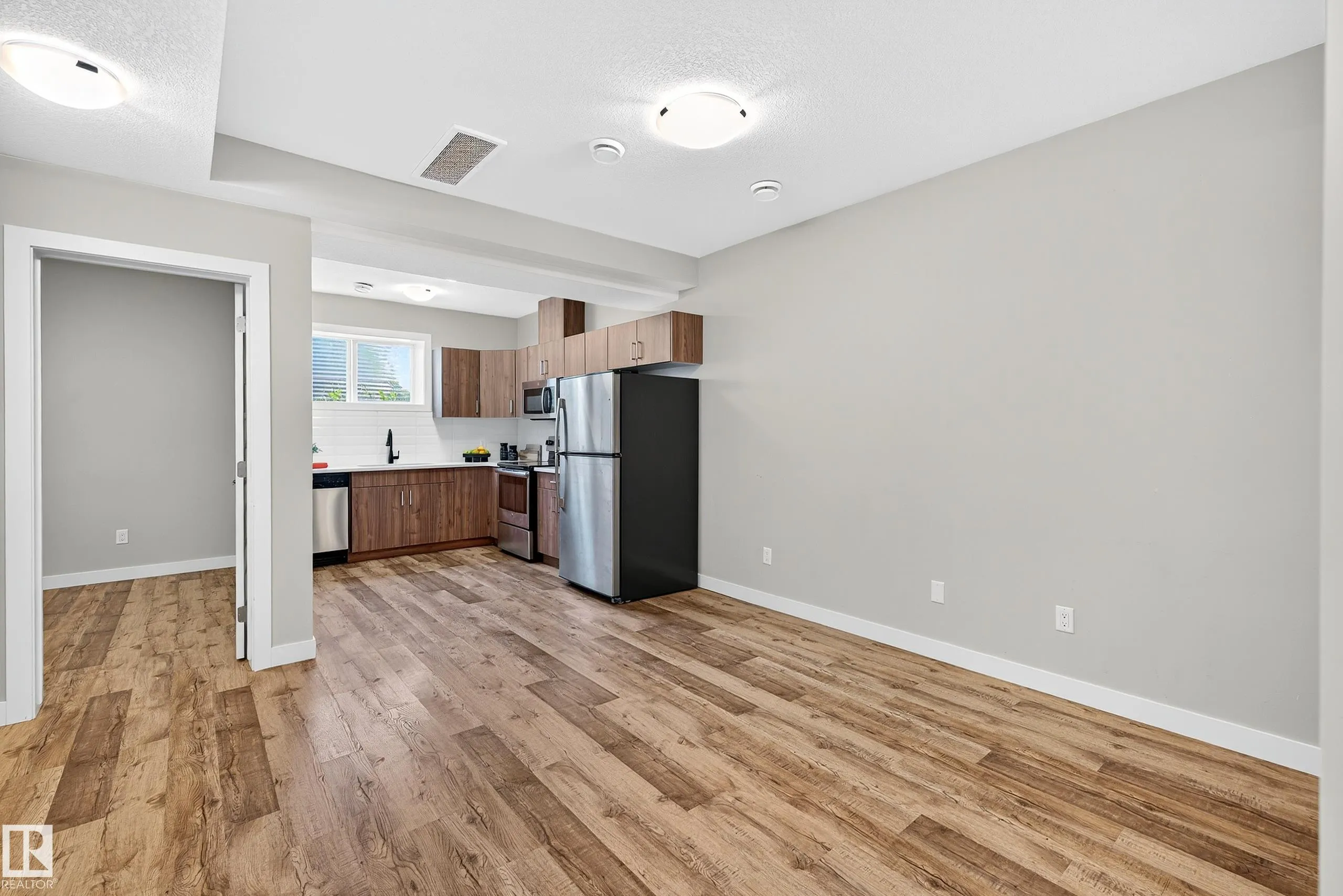 6544 CHAPPELLE Vista