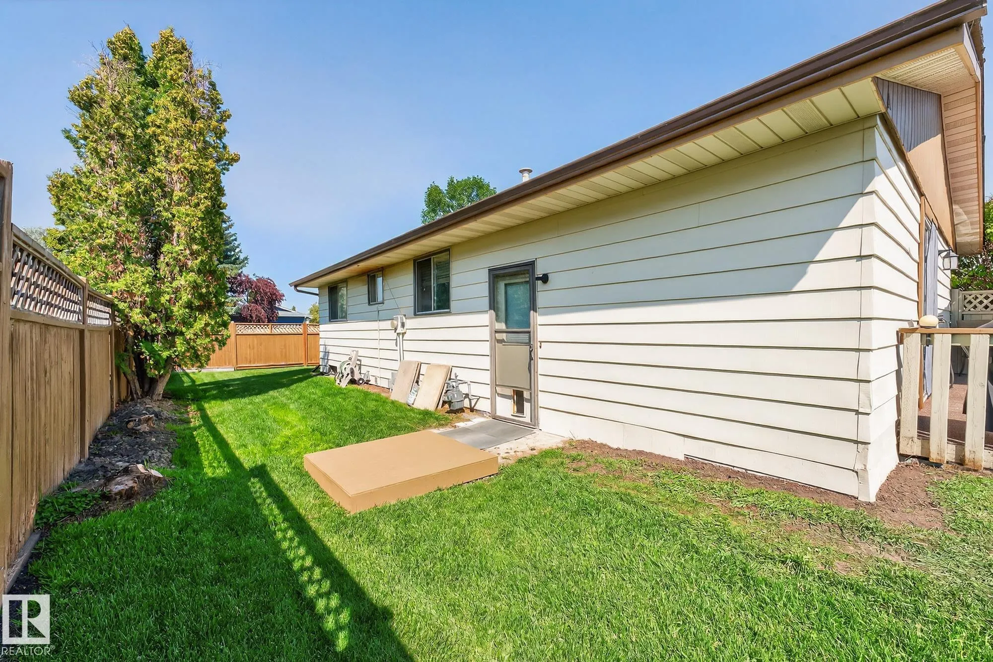 19 SOUTHPARK Drive