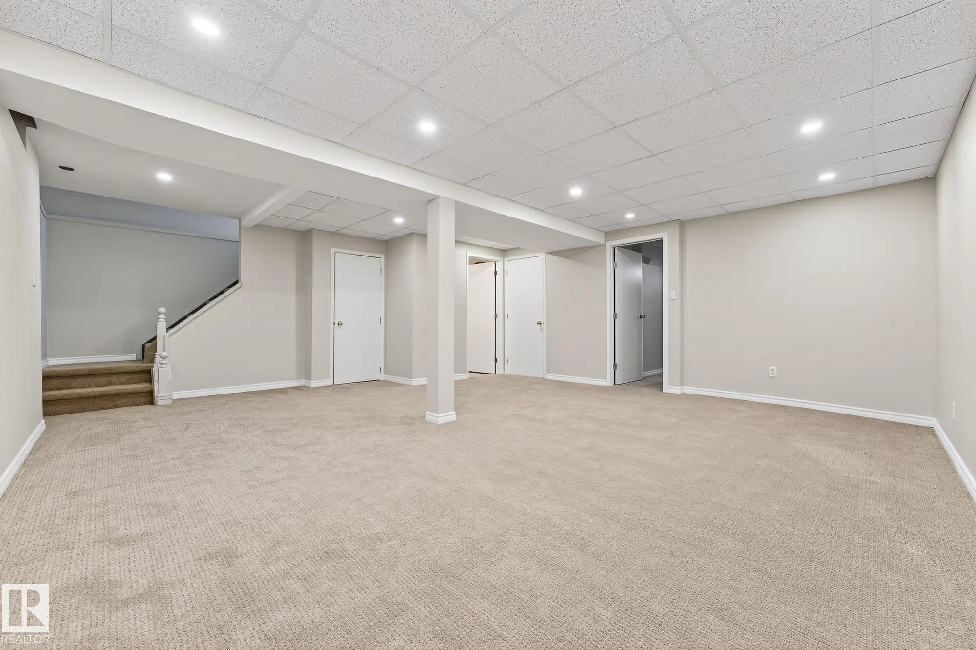19 SOUTHPARK Drive