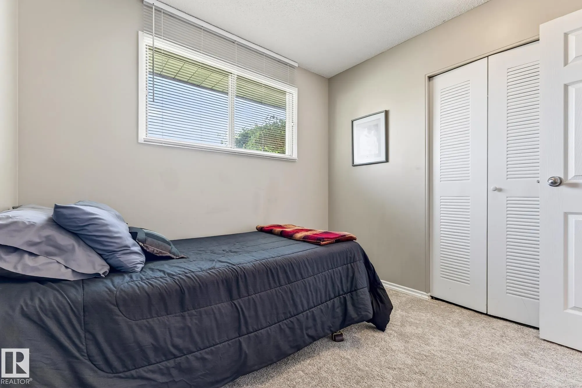 19 SOUTHPARK Drive