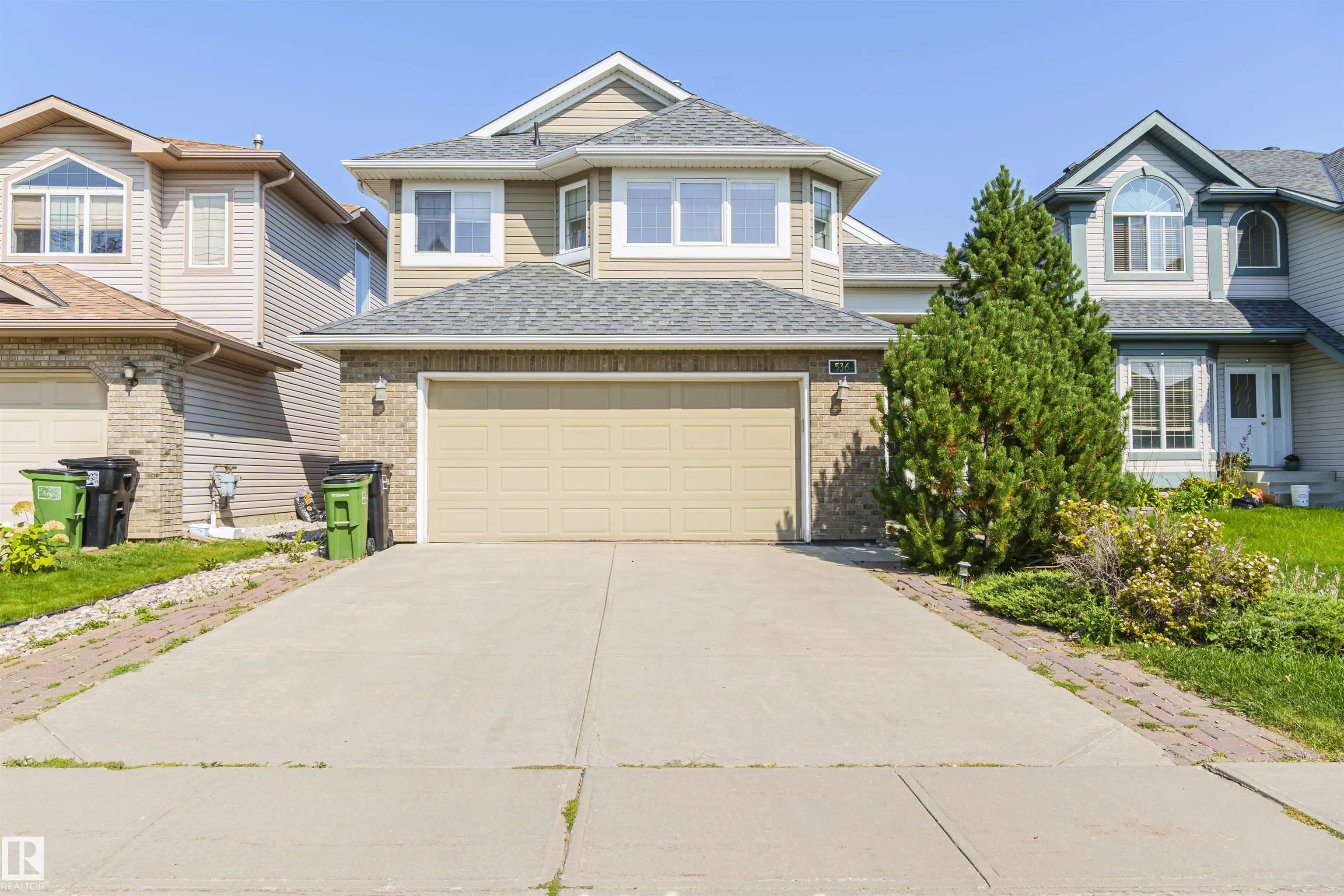 536 LEGER Way