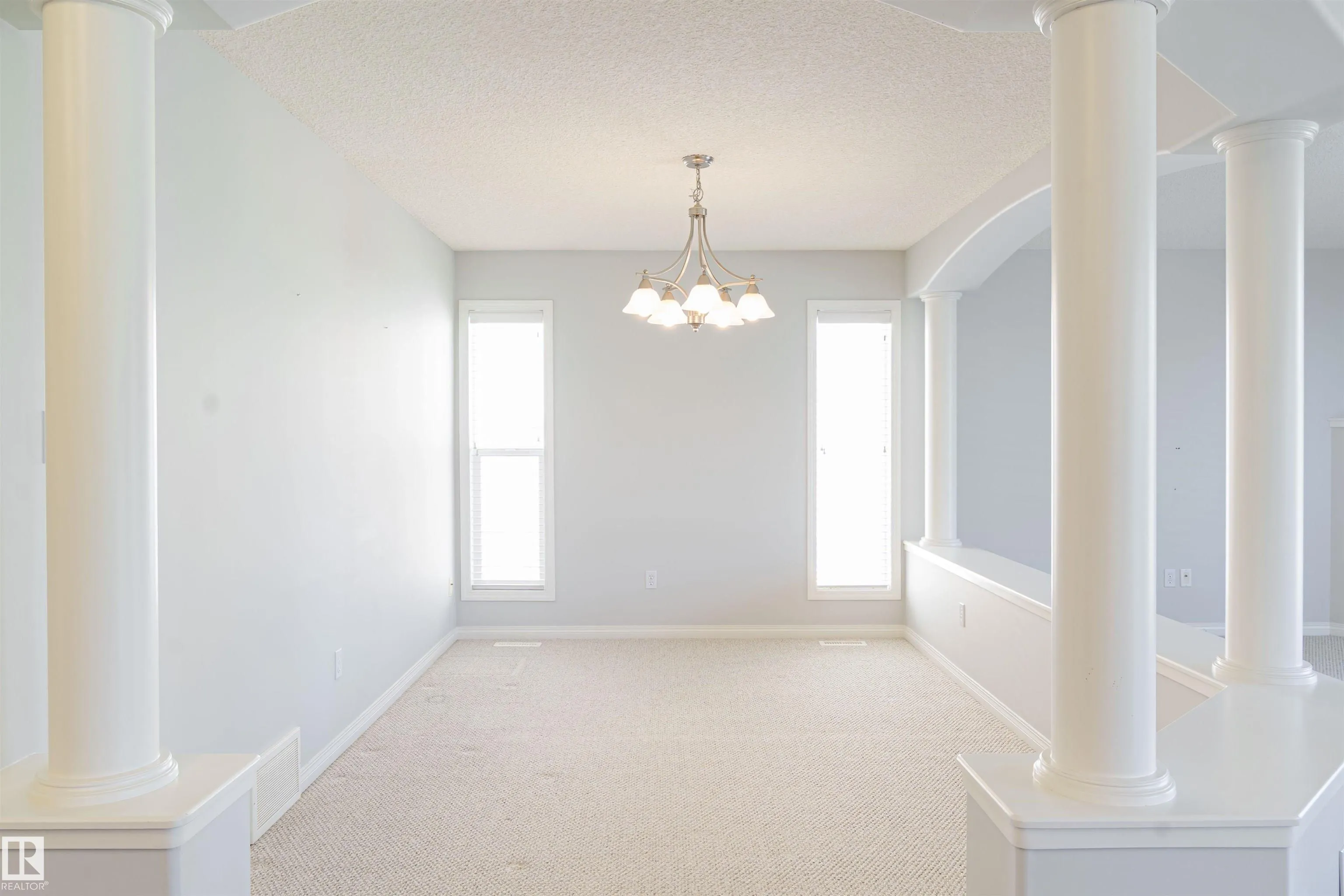 536 LEGER Way