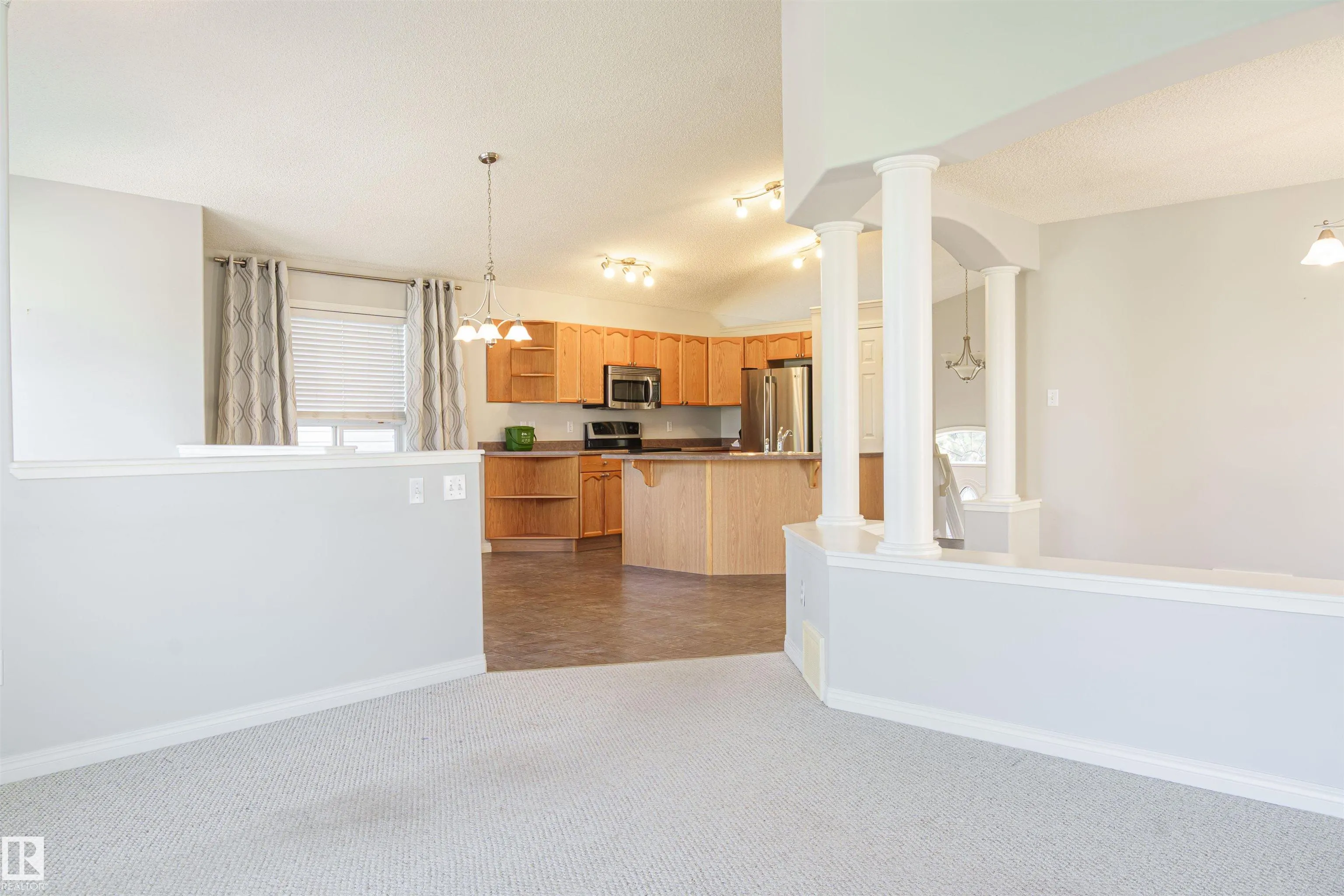 536 LEGER Way