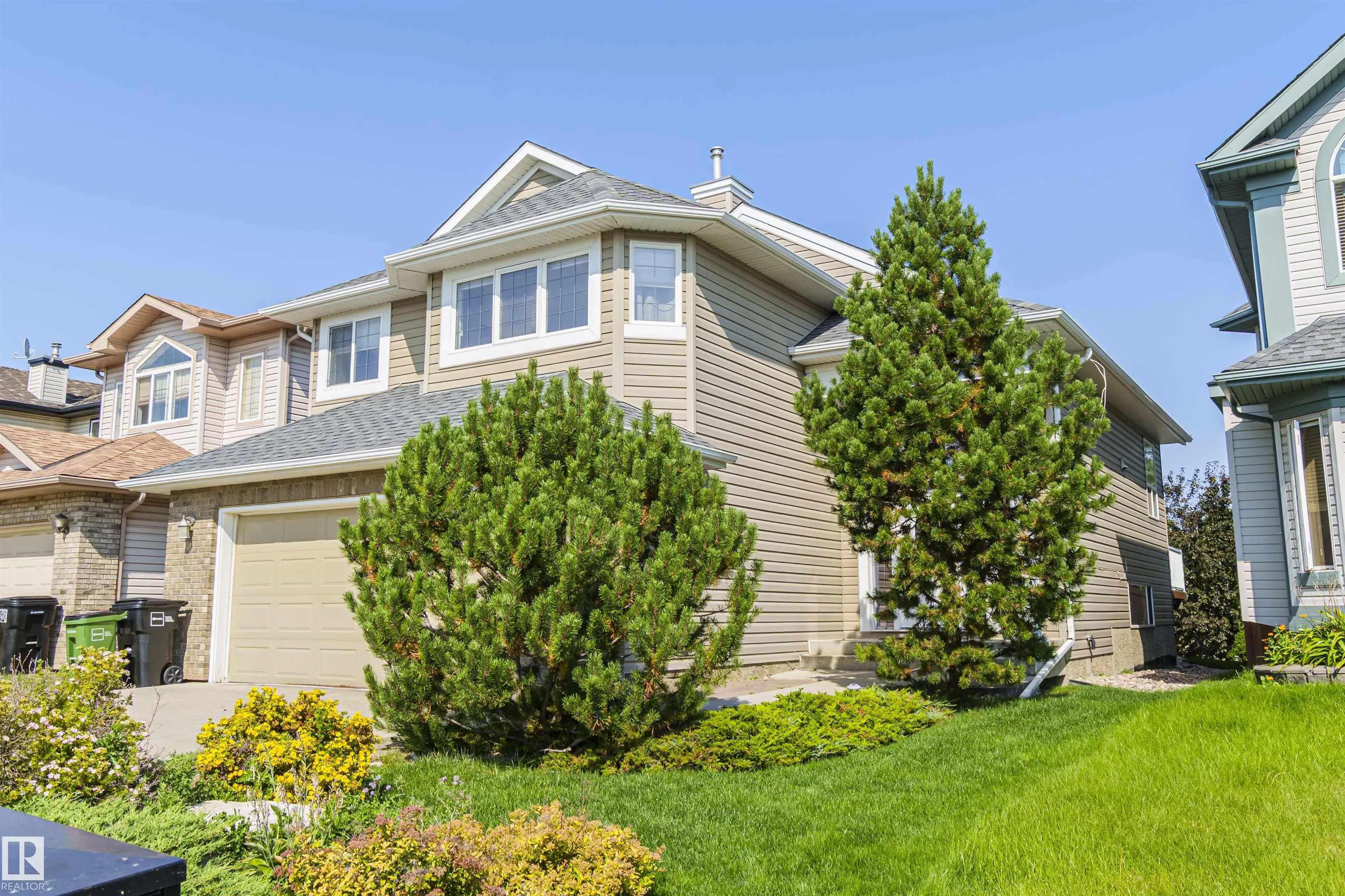 536 LEGER Way