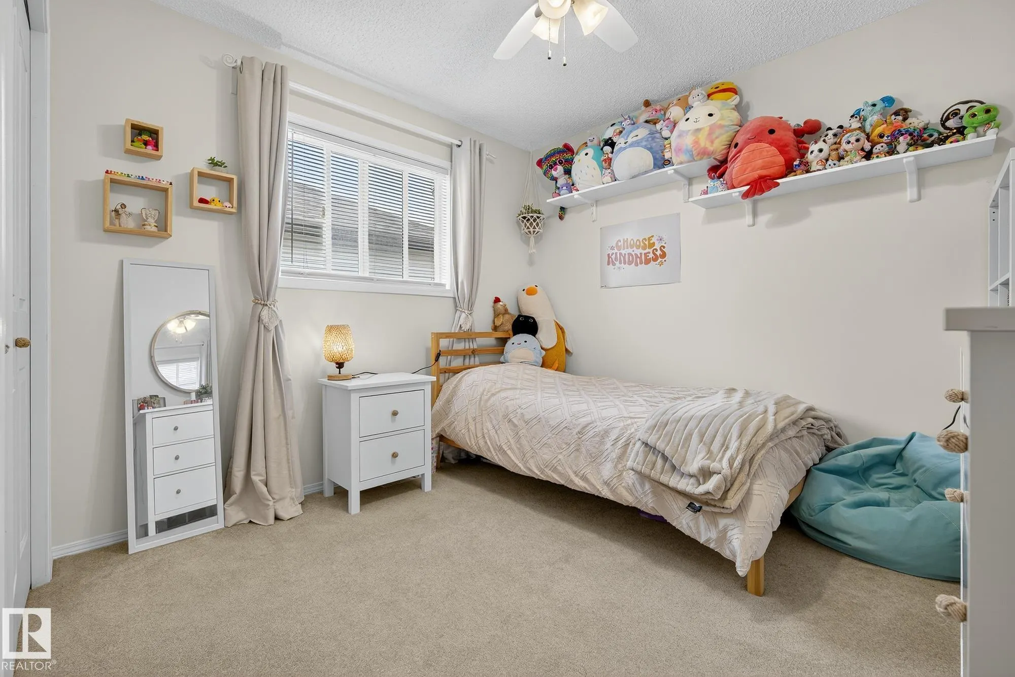 245 FOXBORO Terrace
