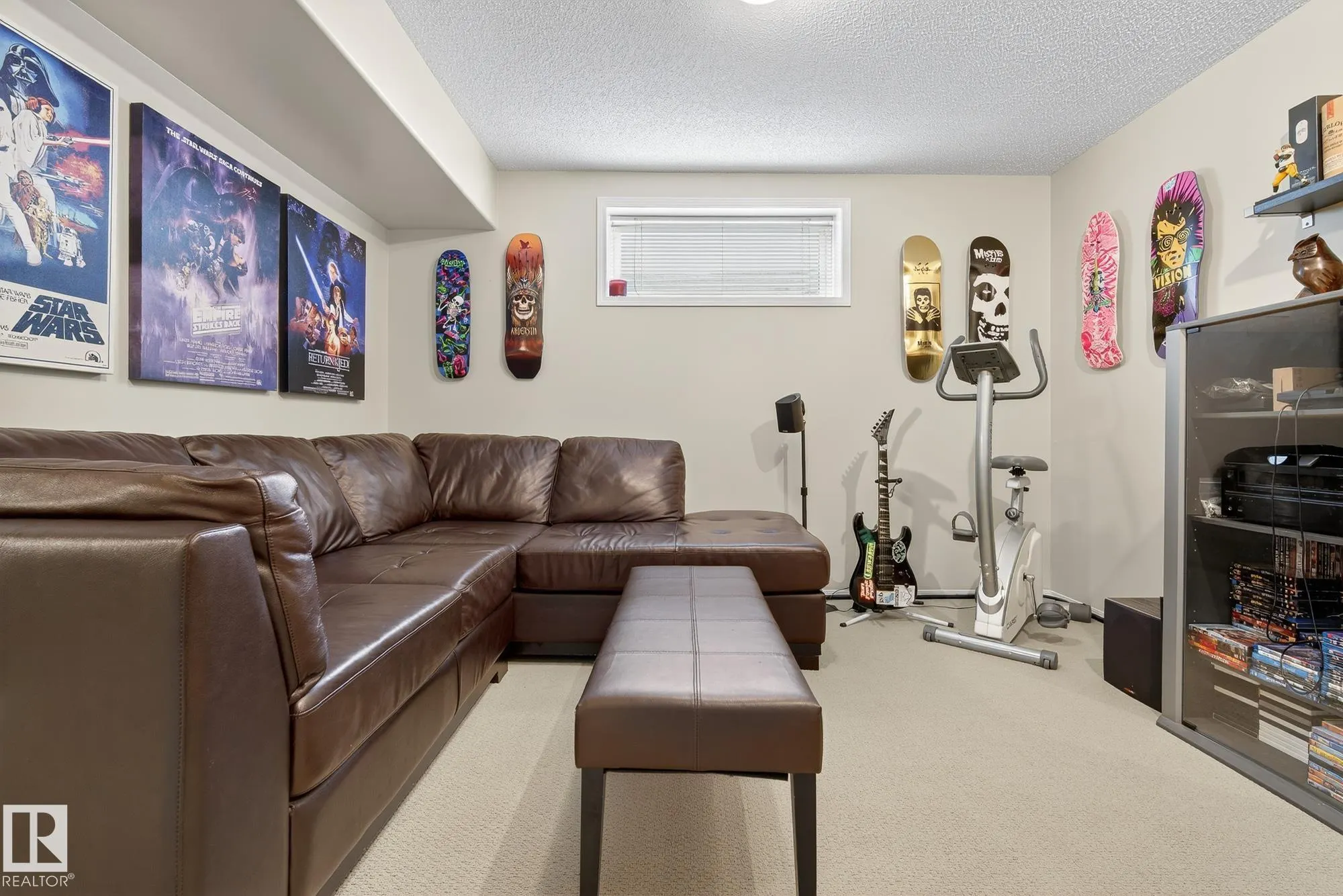 245 FOXBORO Terrace