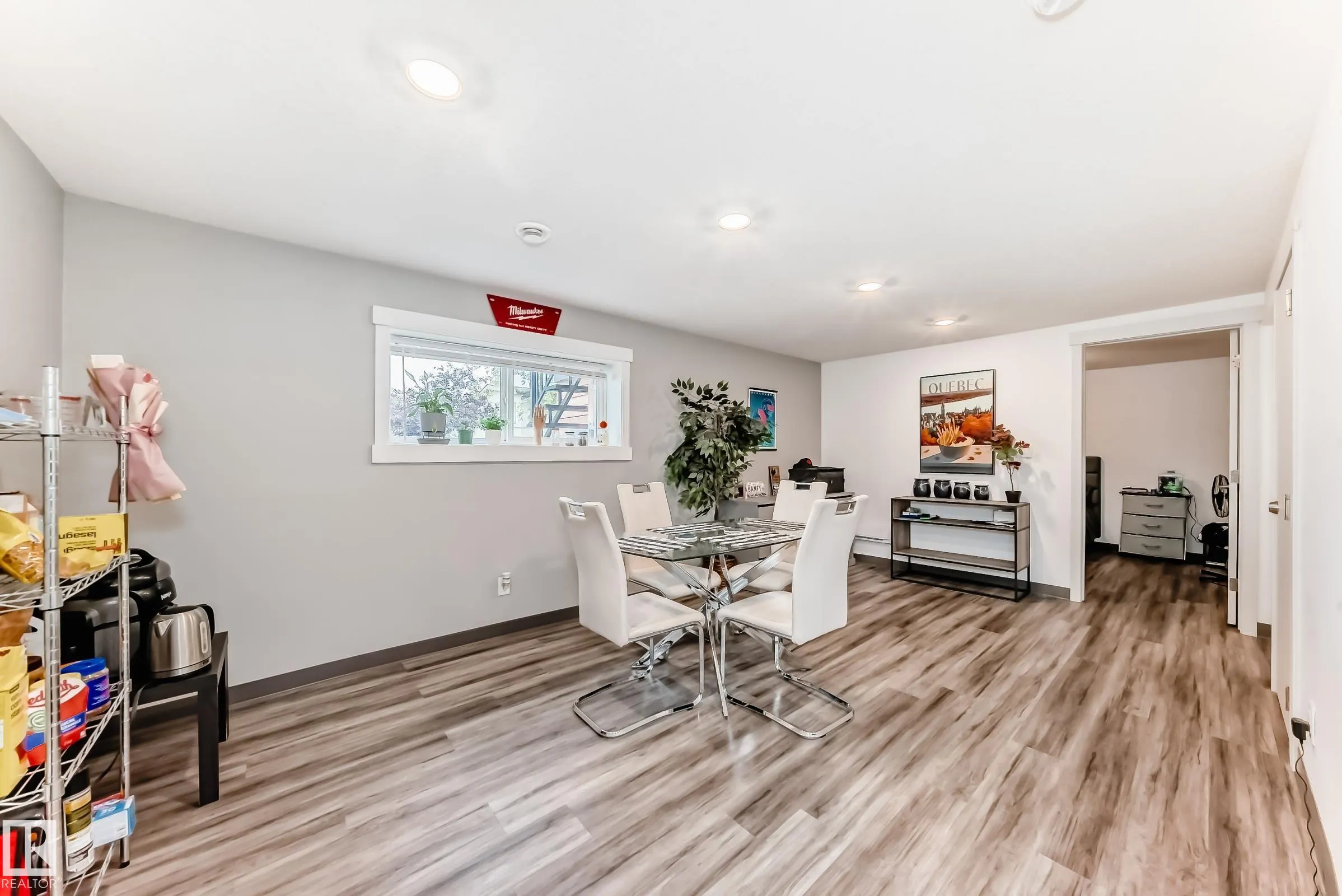 26 CALEDONIA Drive