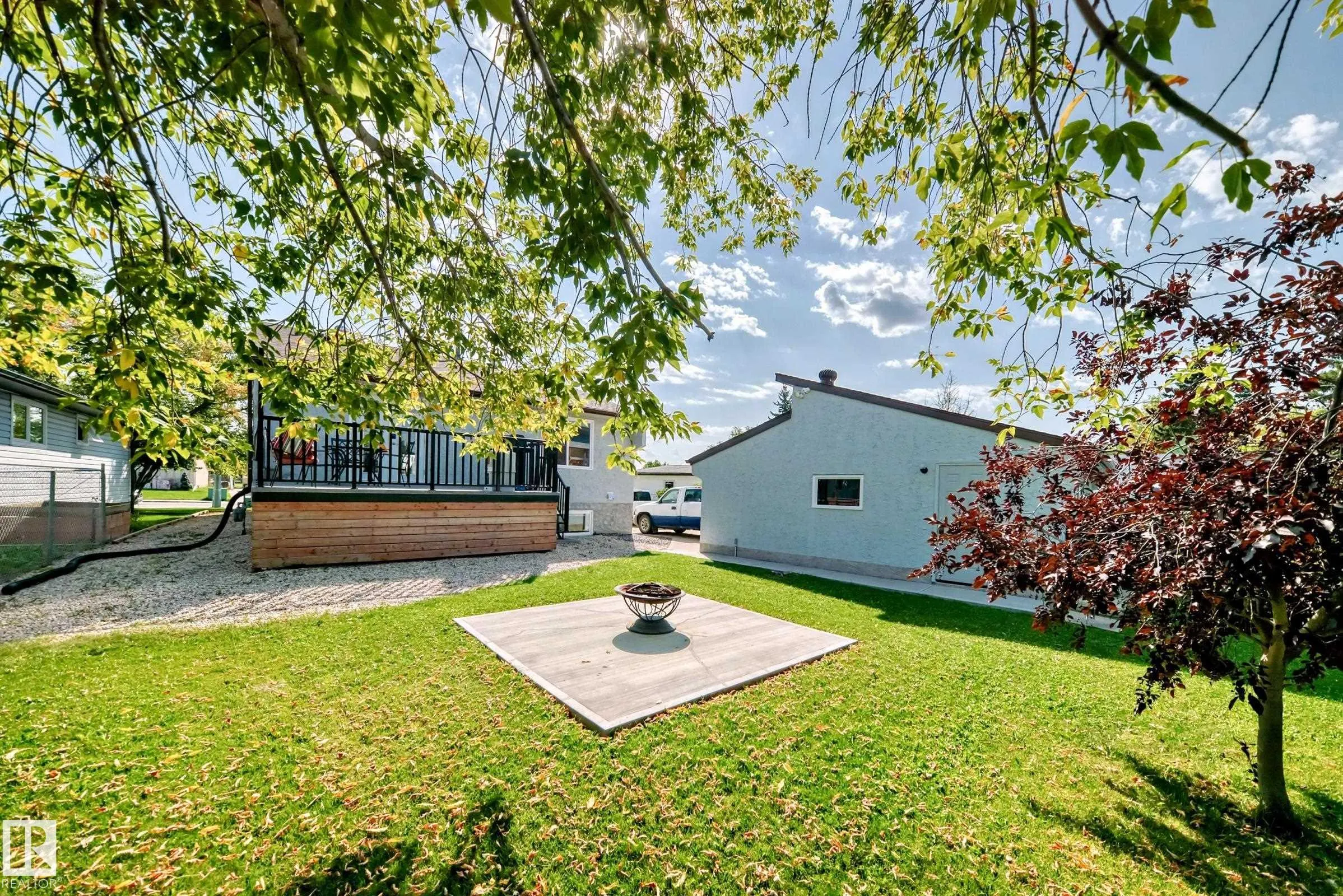26 CALEDONIA Drive