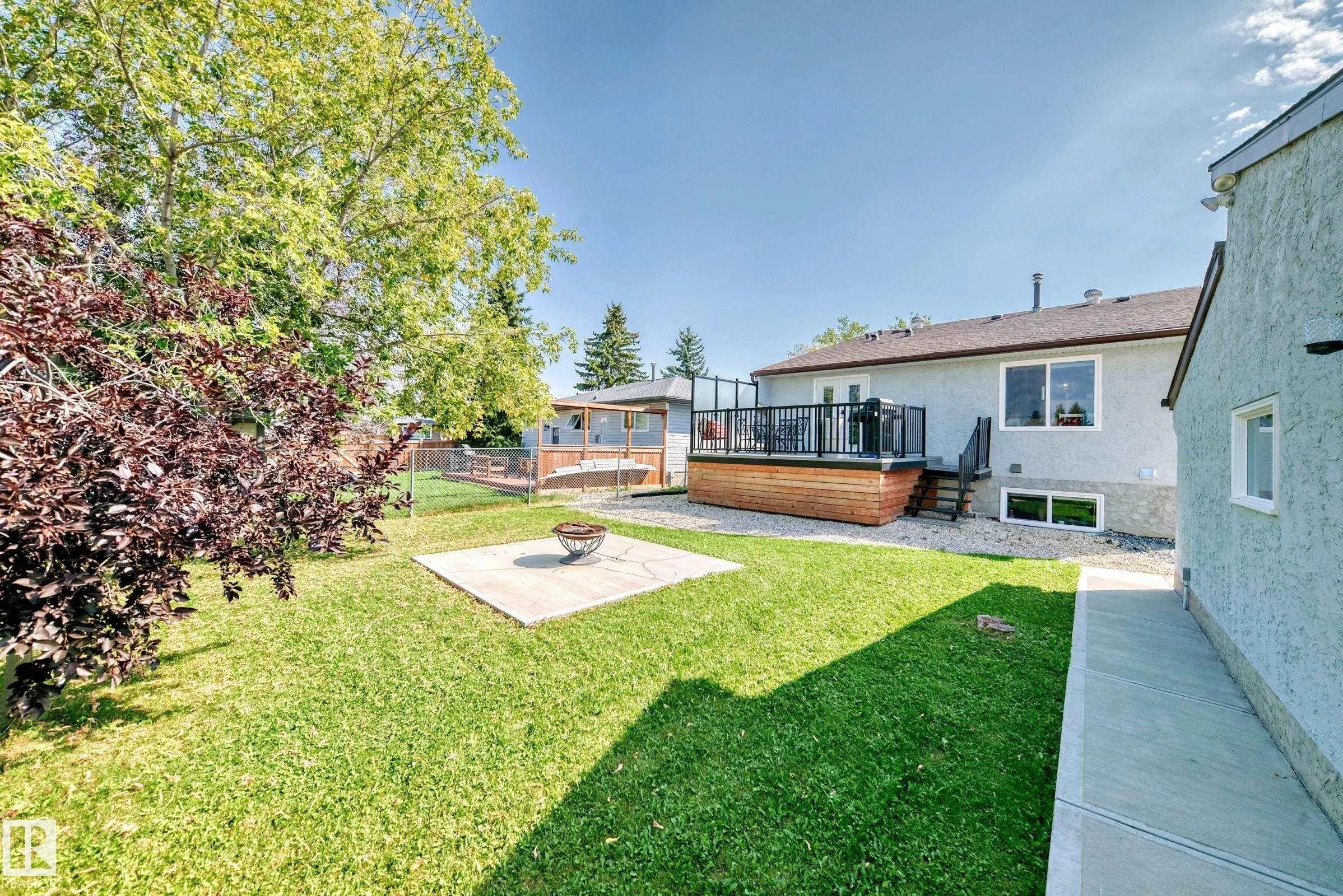 26 CALEDONIA Drive