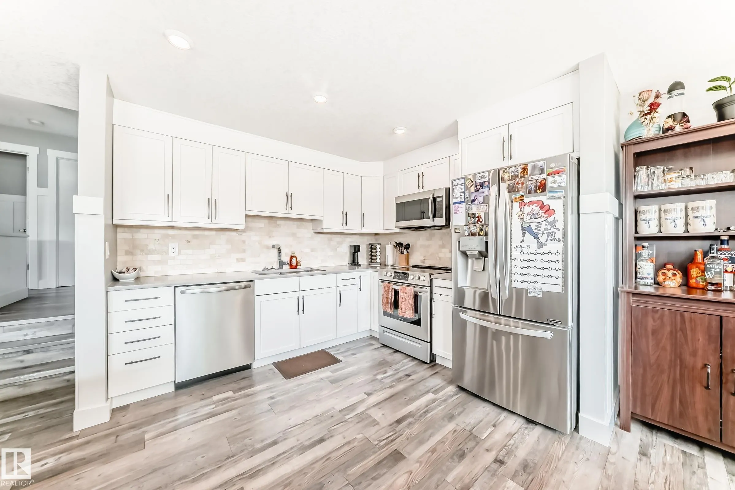 26 CALEDONIA Drive